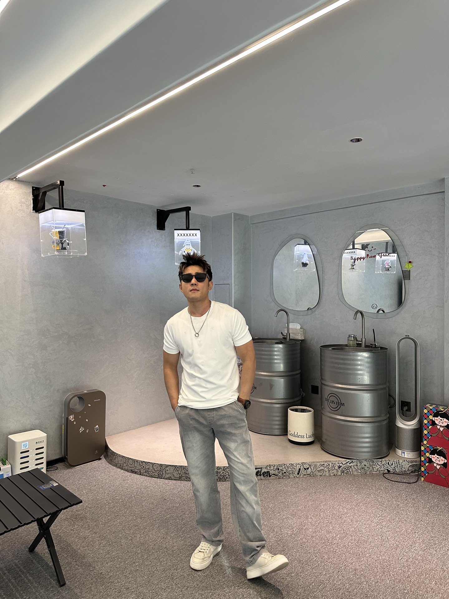 驴牌*25s新款莫代尔短袖T恤.满身重工3D字母绣花.本色绣花简单高级！高克重300g莫代尔棉.胸口老花