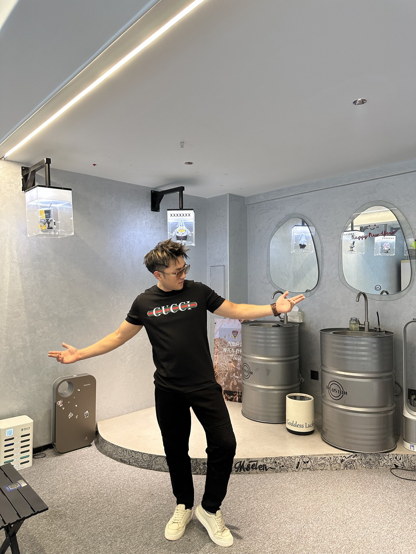 GUCC*古-齐25s新品莫代尔T恤.经典款式推荐.胸前经典多彩徽标费时费工，撞色烫画工艺.每一件都是难