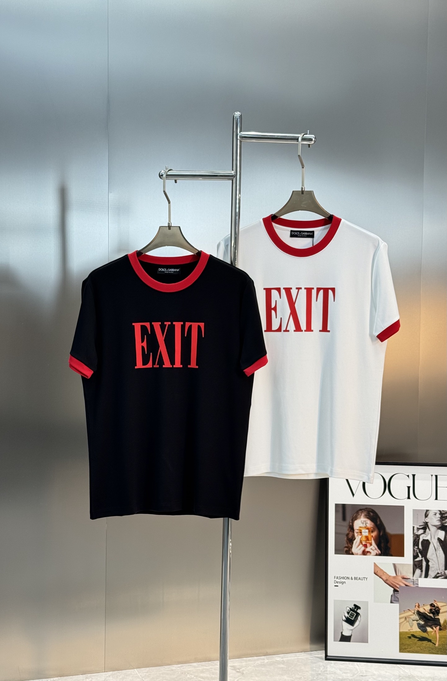 Dolce & Gabbana EXIT印花T恤🆕新款莫代尔面料.高克重手感一流.暖糯舒适❤️胸前“EX