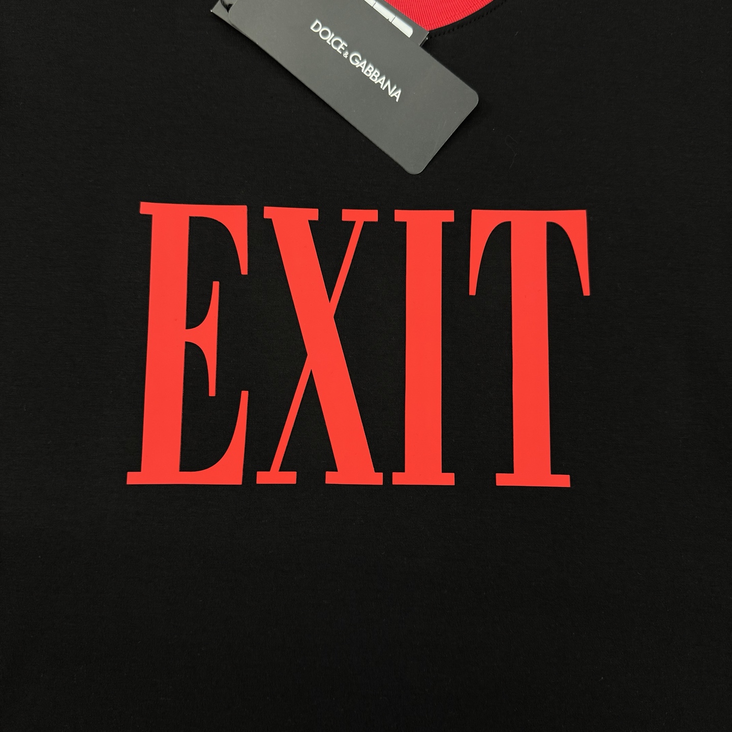 Dolce & Gabbana EXIT印花T恤🆕新款莫代尔面料.高克重手感一流.暖糯舒适❤️胸前“EX