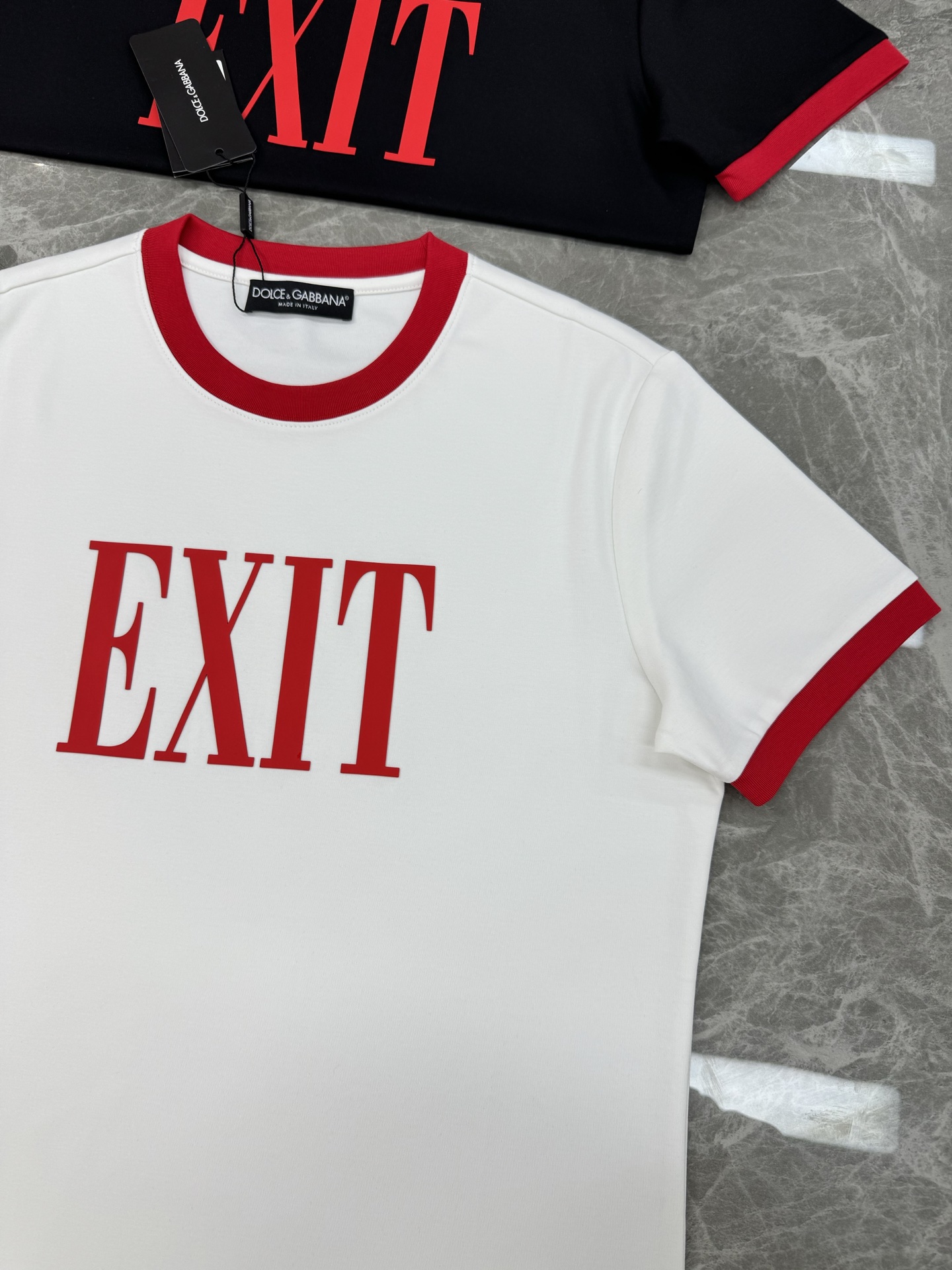 Dolce & Gabbana EXIT印花T恤🆕新款莫代尔面料.高克重手感一流.暖糯舒适❤️胸前“EX