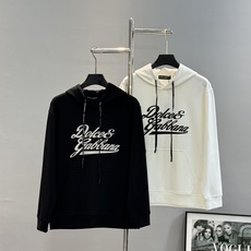 Dolce & Gabbana杜嘉班纳新品连帽卫衣.定制专属380g天丝面料,定制原版工艺螺纹,袖子.胸 Dolce & Gabbana杜嘉班纳新品连帽卫衣.定制专属380g天丝面料,定制原版工艺螺纹,袖子.胸