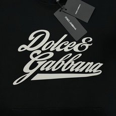 Dolce & Gabbana杜嘉班纳新品连帽卫衣.定制专属380g天丝面料,定制原版工艺螺纹,袖子.胸 Dolce & Gabbana杜嘉班纳新品连帽卫衣.定制专属380g天丝面料,定制原版工艺螺纹,袖子.胸