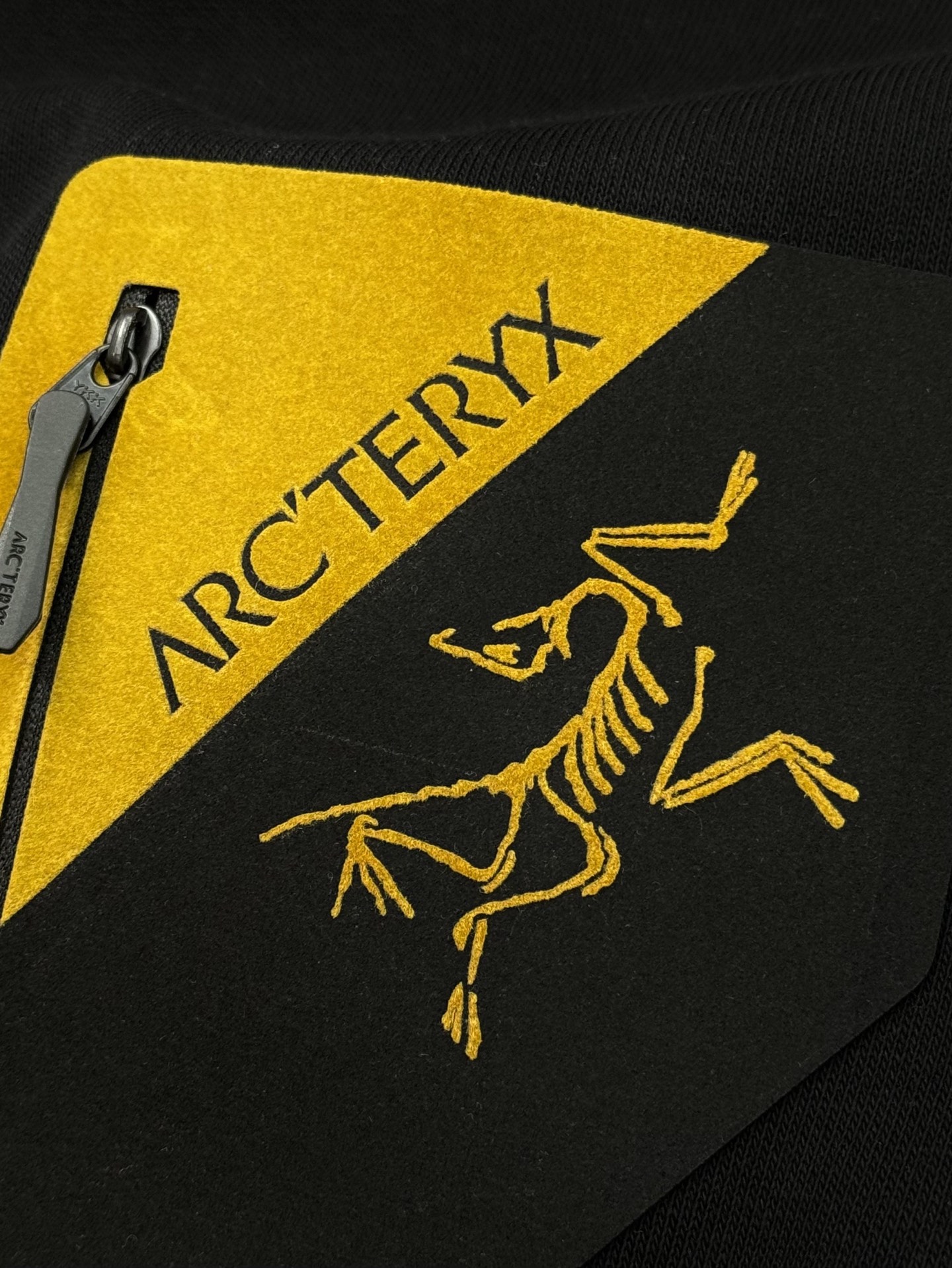 ARCTERY*始祖*鸟新款连帽卫衣.25s爆款推荐！男女同款小红书同步！胸口定制皮牌.原版拉锁精致鸟搭