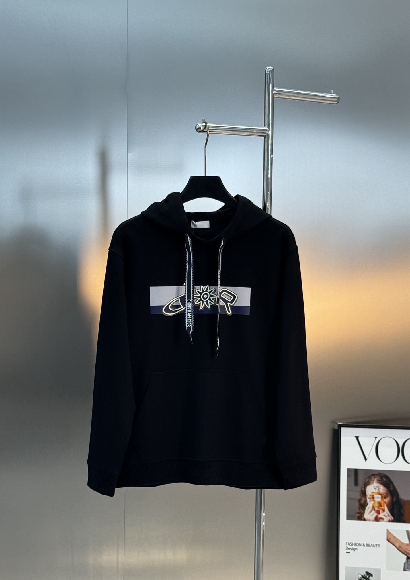 DIOR迪奥25s新品连帽卫衣.运动休闲随意搭配.采用2025新款380g天丝棉面料，亲肤舒适.抗皱不粘