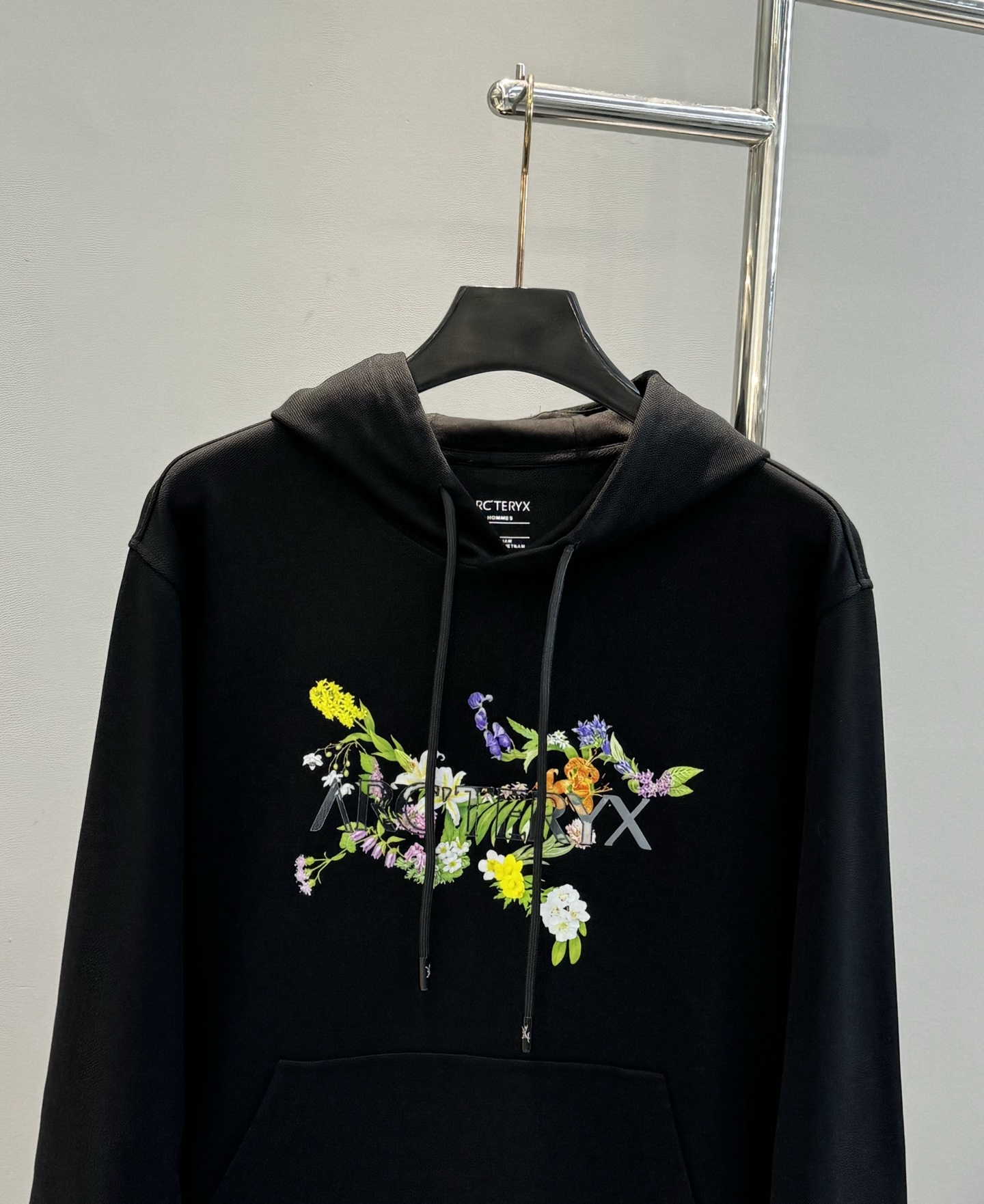 ARC'TERY*始祖-鸟25s新品连帽卫衣.男女同款！高品质高版本.最新花色推荐.胸口Logo图形立体