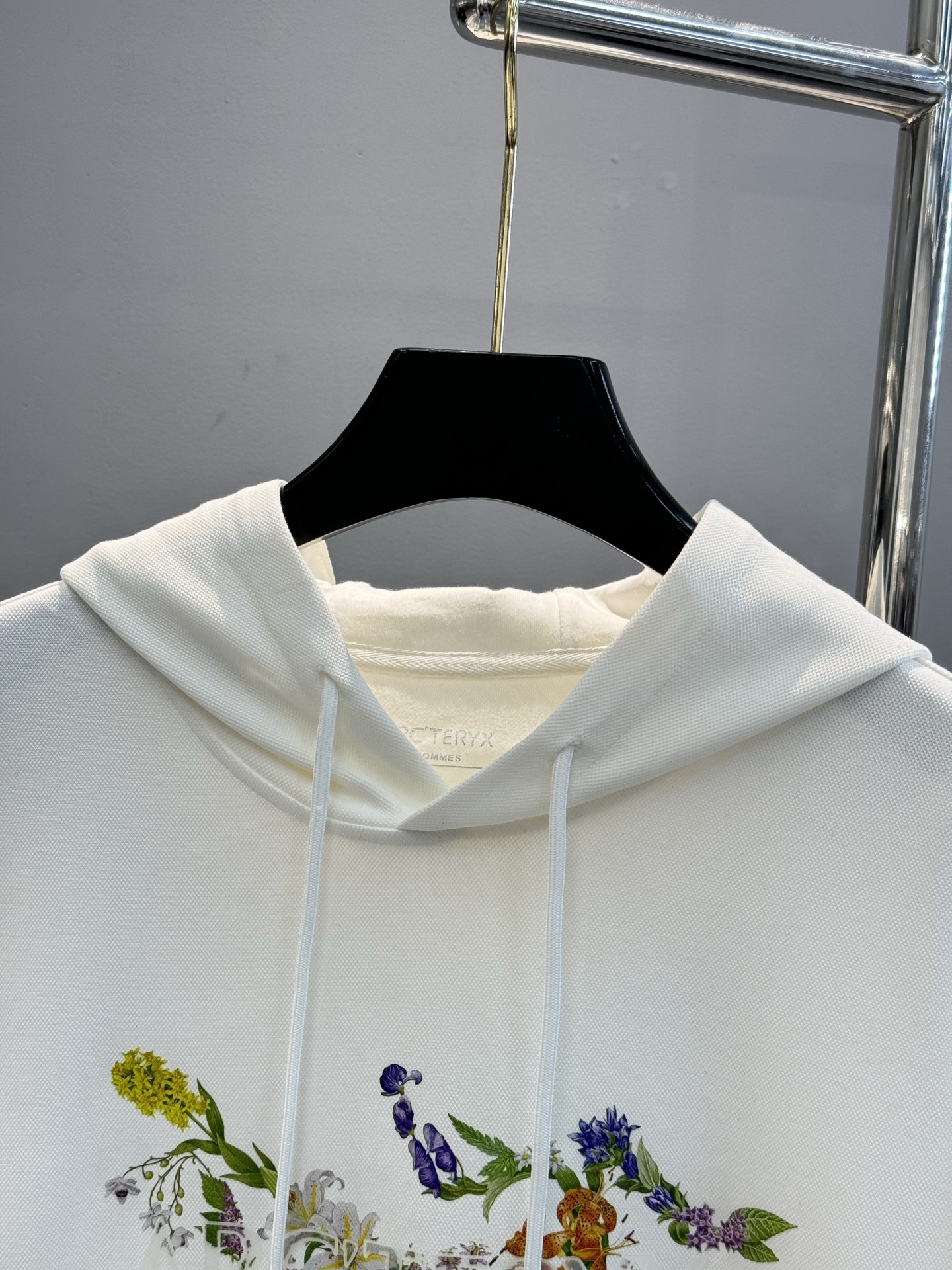 ARC'TERY*始祖-鸟25s新品连帽卫衣.男女同款！高品质高版本.最新花色推荐.胸口Logo图形立体