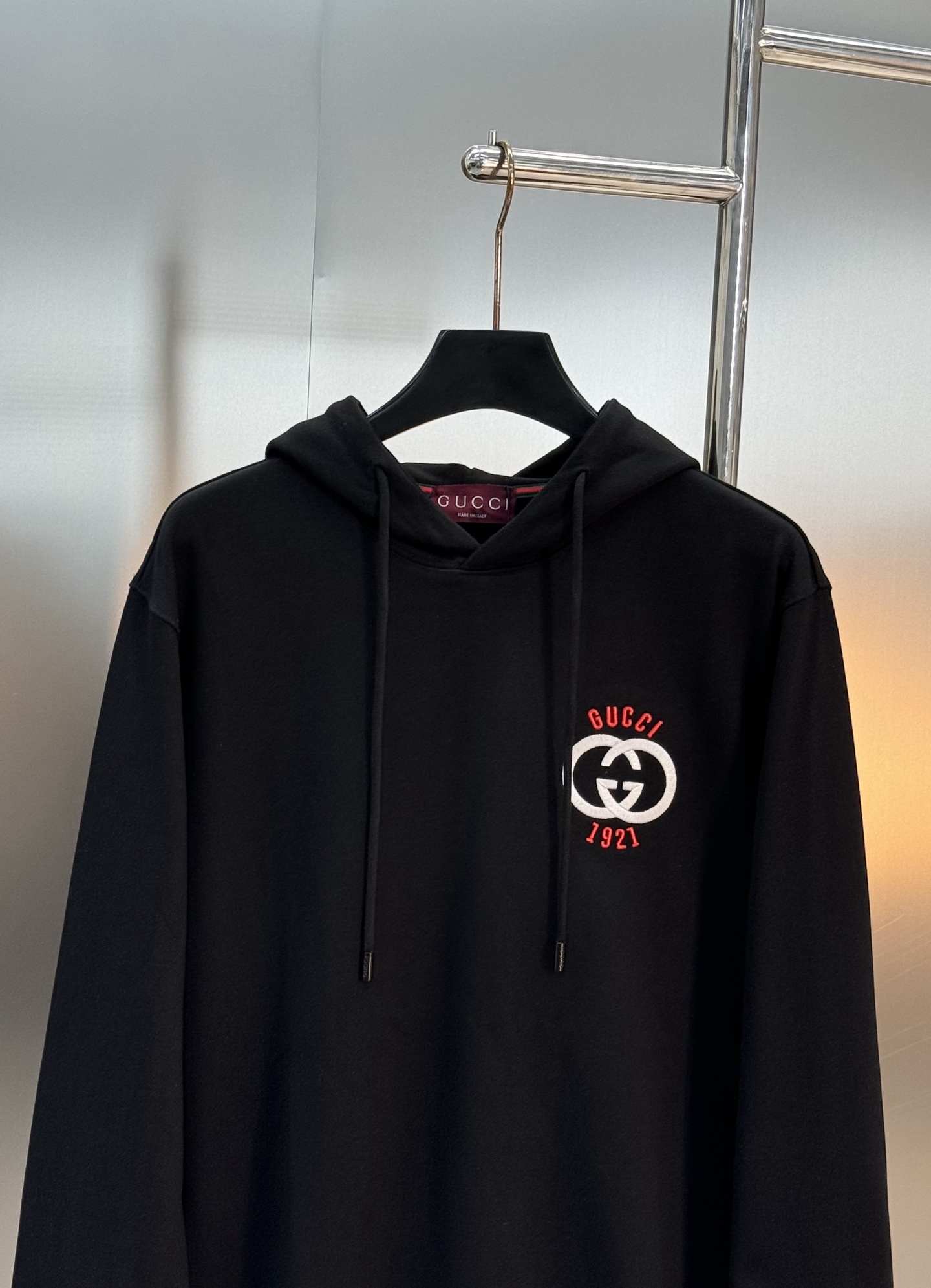 Gucci古奇25s新款连帽卫衣，男女同款.净版推荐！胸前经典双G Logo，立体刺绣工艺.品牌感满满!