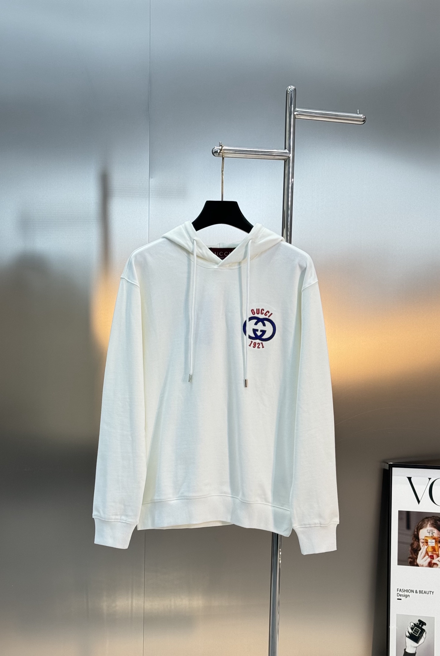 Gucci古奇25s新款连帽卫衣，男女同款.净版推荐！胸前经典双G Logo，立体刺绣工艺.品牌感满满!