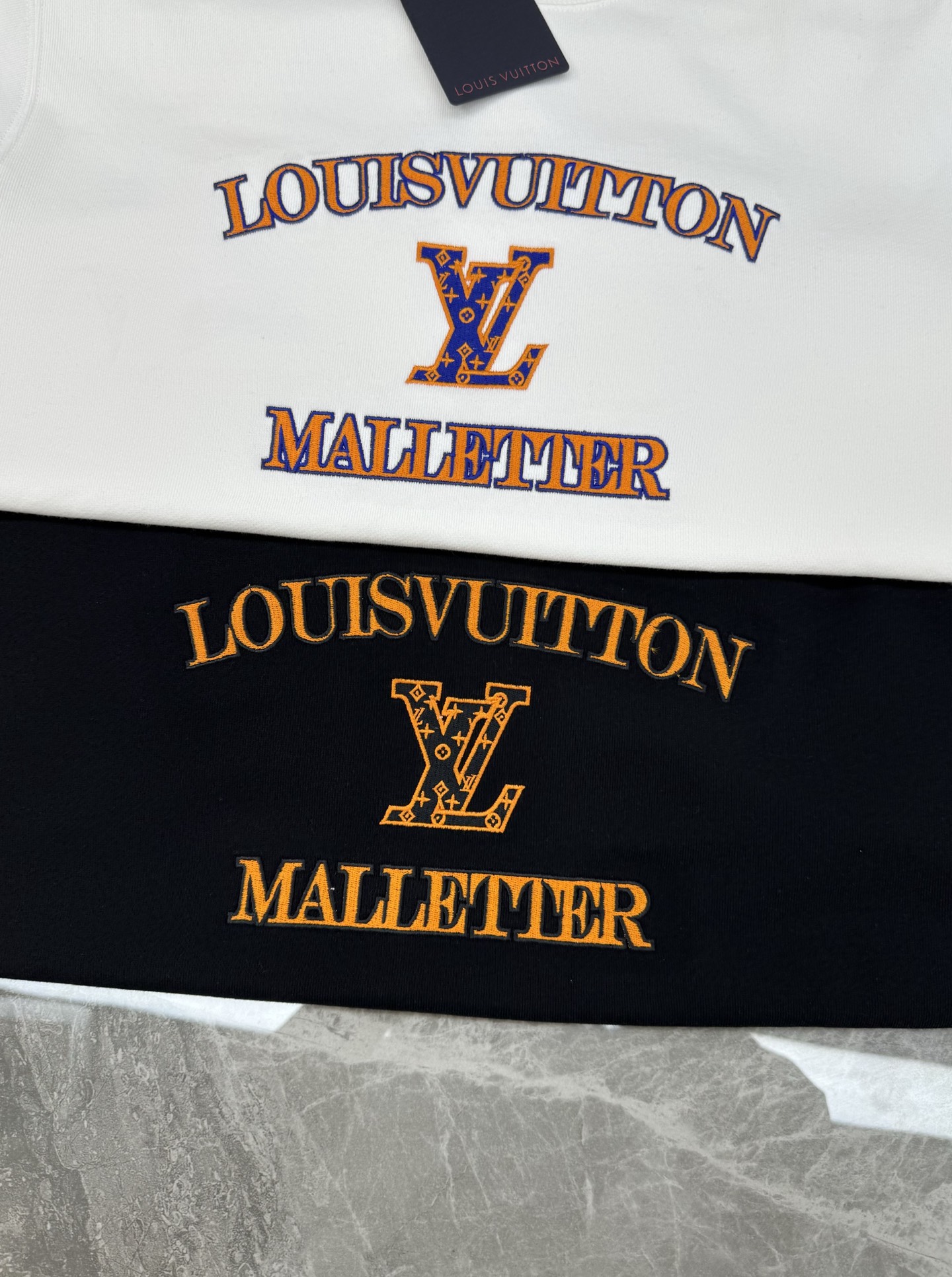 Louis Vuitton Malletier字母绣花卫衣.男女同款.经典橙色Logo，3D绣花工艺.简
