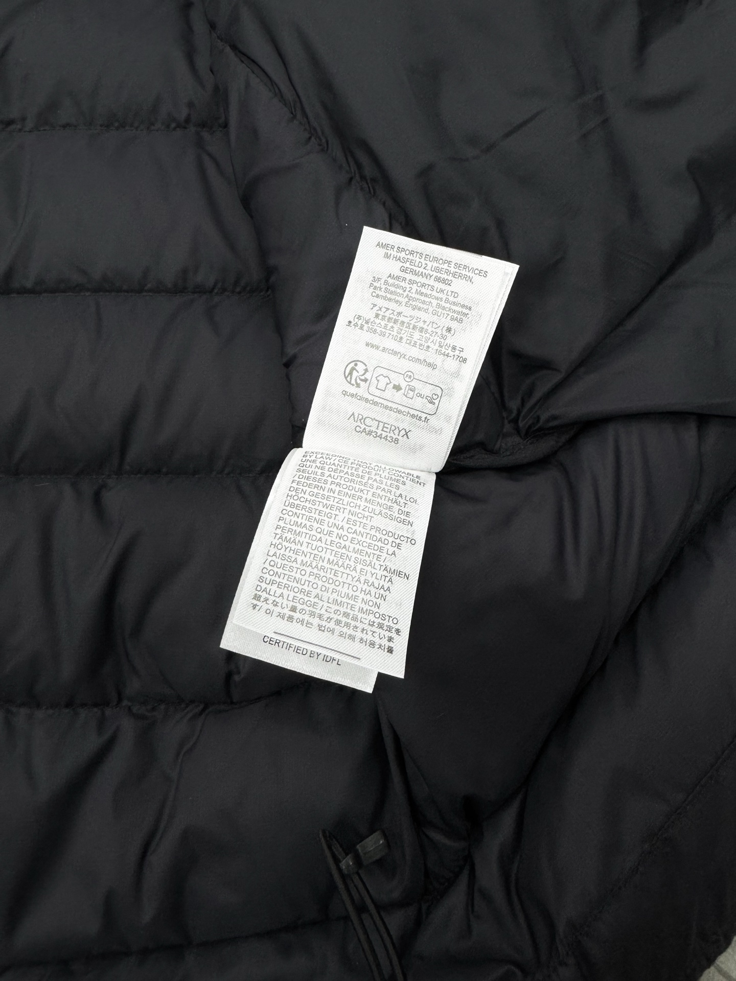 Arc'teryx始祖鸟 Thorium Hoody羽绒服，主打轻量保暖，适合户外和通勤。填充750蓬鹅