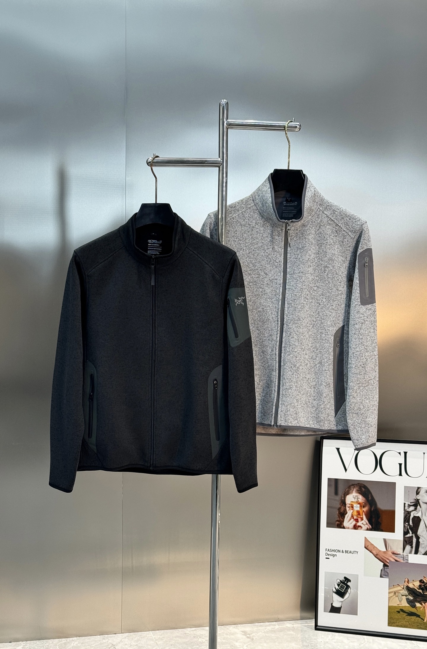 ARC'TERYX始祖鸟原单夹克新品推荐！男女同款！混色抓绒面料.超级特别.保暖又柔软！这款衣服受高山灵