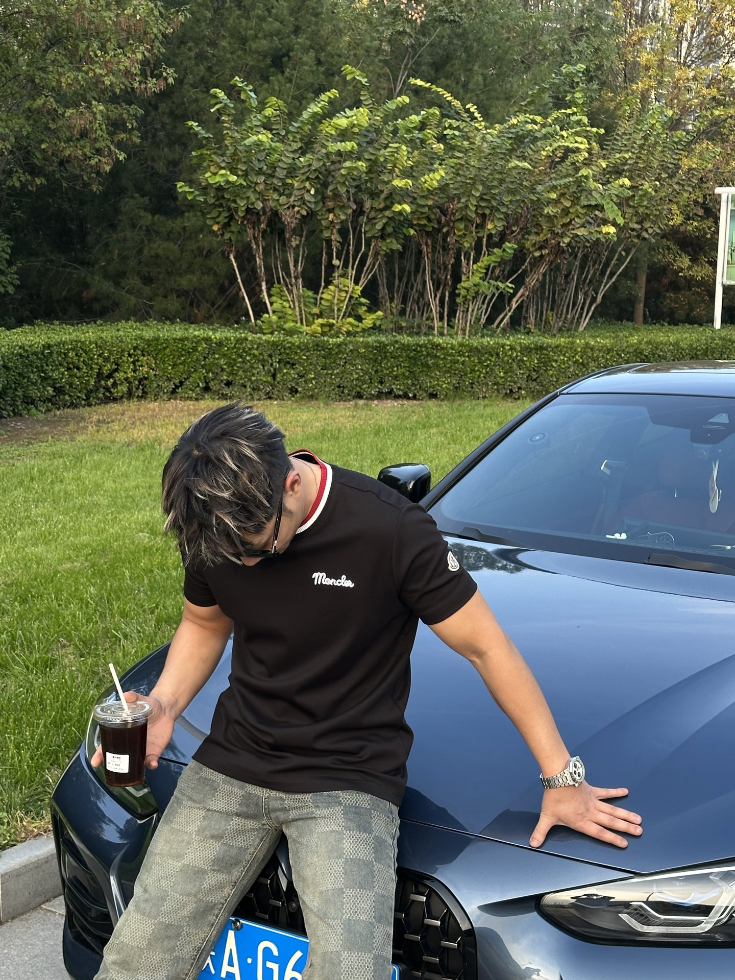 Moncler蒙口25s男士莫代尔短袖T恤，300g莫代尔棉材质，柔软舒适，针织领口+红白条纹，学院风满