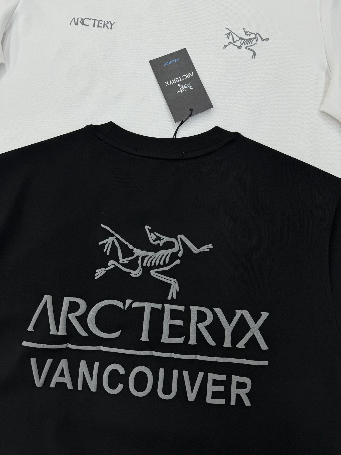 ARC'TERY*始祖-鸟25s新款莫代尔T恤.优选280g莫代尔棉质面料，柔软舒适.裁剪工艺到位没有任