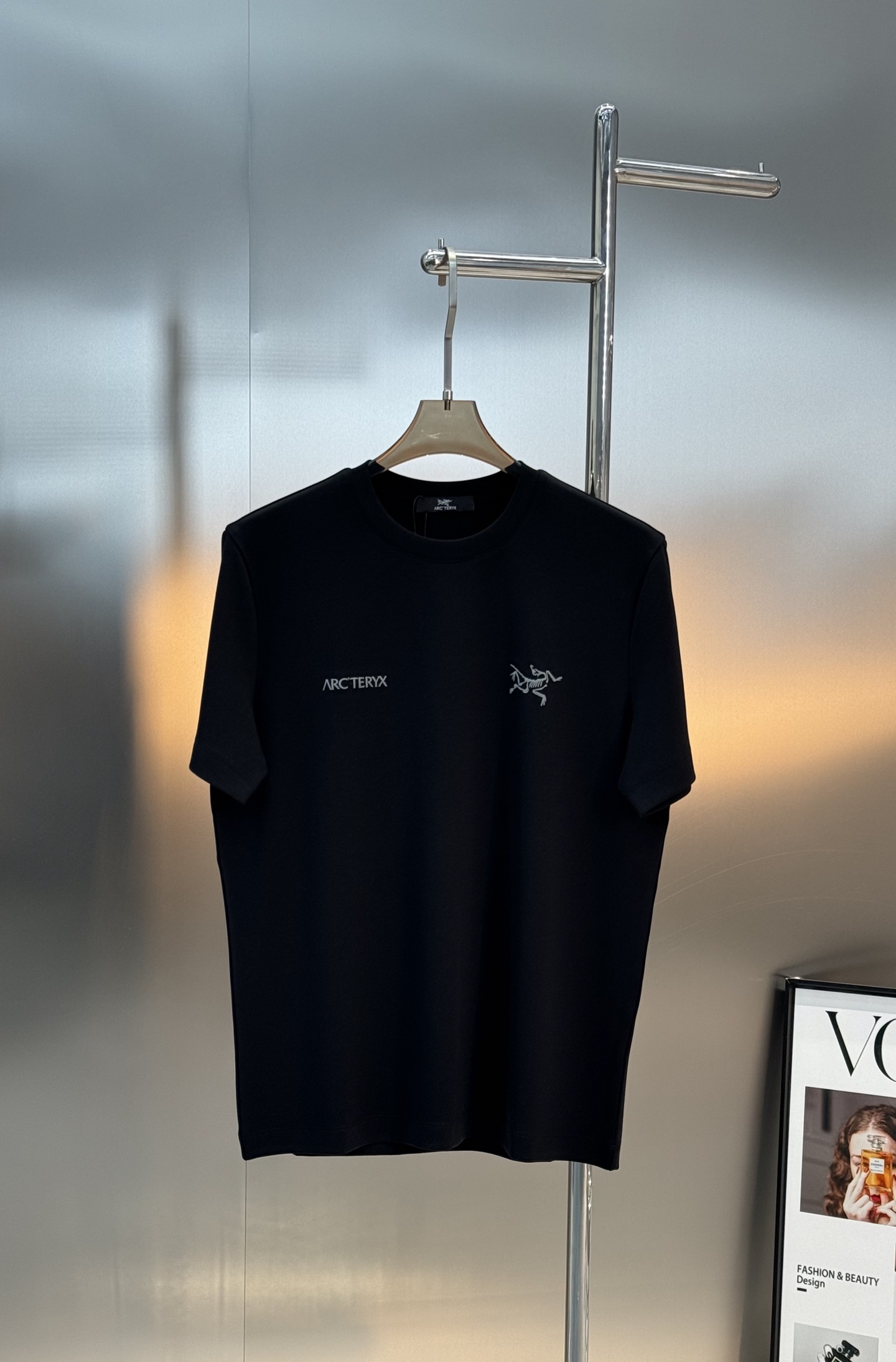 ARC'TERY*始祖-鸟25s新款莫代尔T恤.优选280g莫代尔棉质面料，柔软舒适.裁剪工艺到位没有任