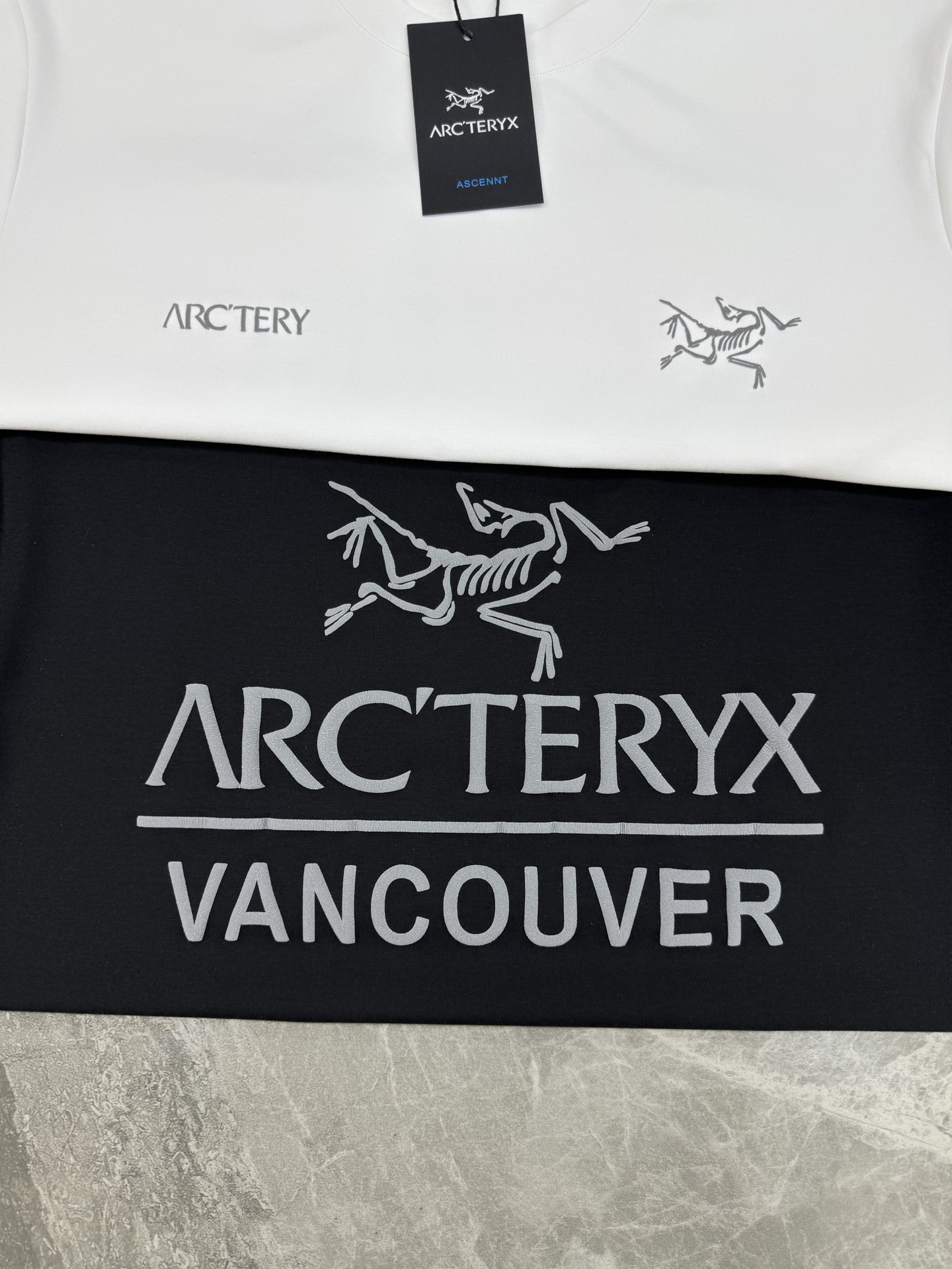 ARC'TERY*始祖-鸟25s新款莫代尔T恤.优选280g莫代尔棉质面料，柔软舒适.裁剪工艺到位没有任