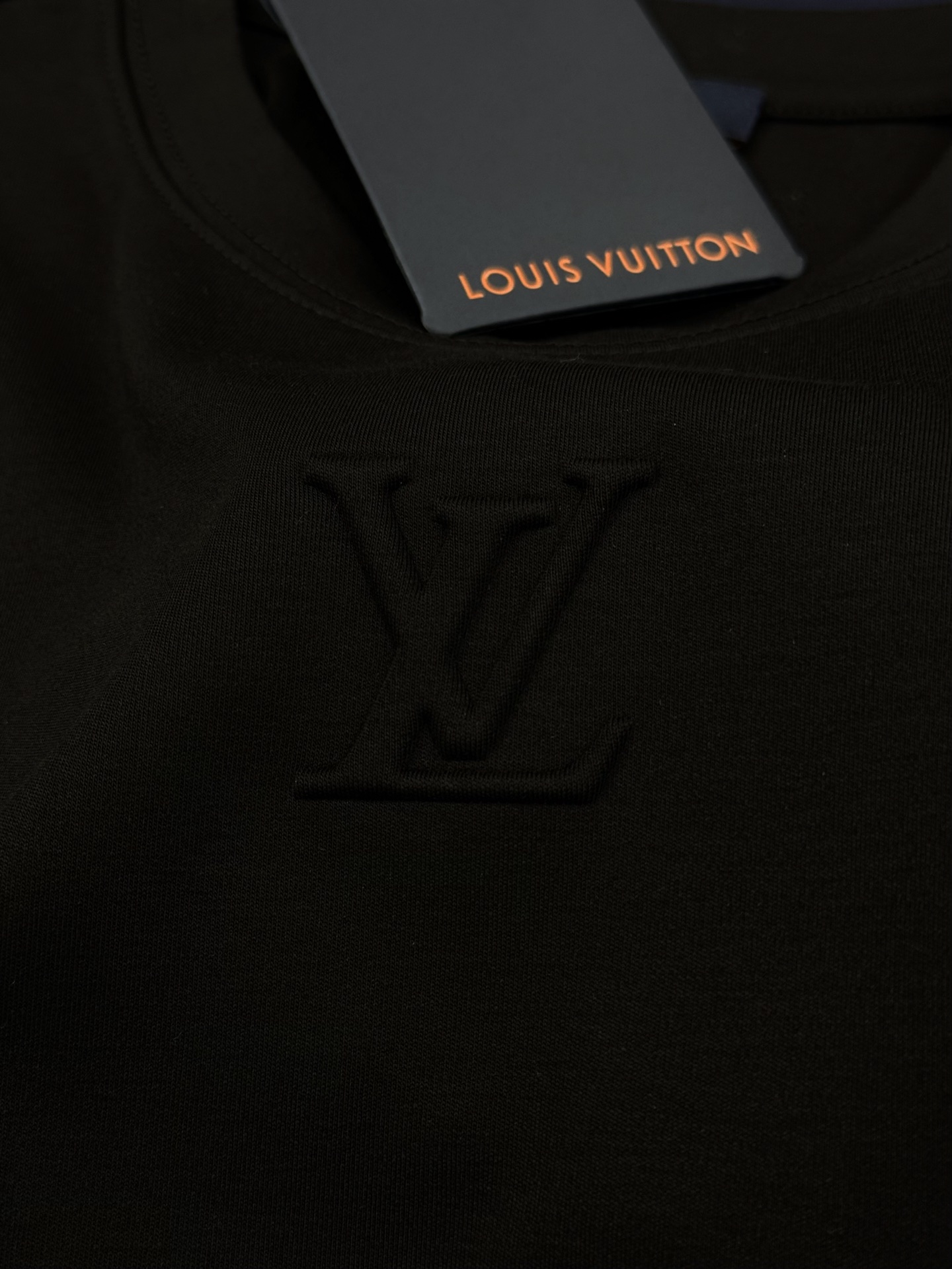 驴牌*25新款莫代尔短袖T恤.新品推荐！胸口重工3D字母立体凸起工艺.简约基础款式.无敌搭配百搭T恤推荐