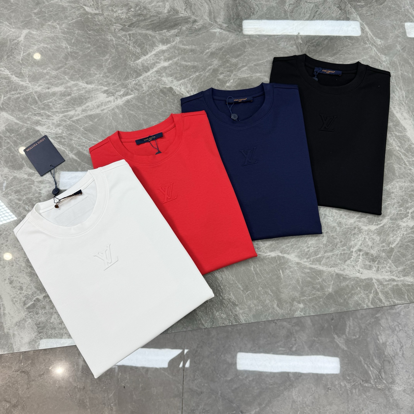 驴牌*25新款莫代尔短袖T恤.新品推荐！胸口重工3D字母立体凸起工艺.简约基础款式.无敌搭配百搭T恤推荐