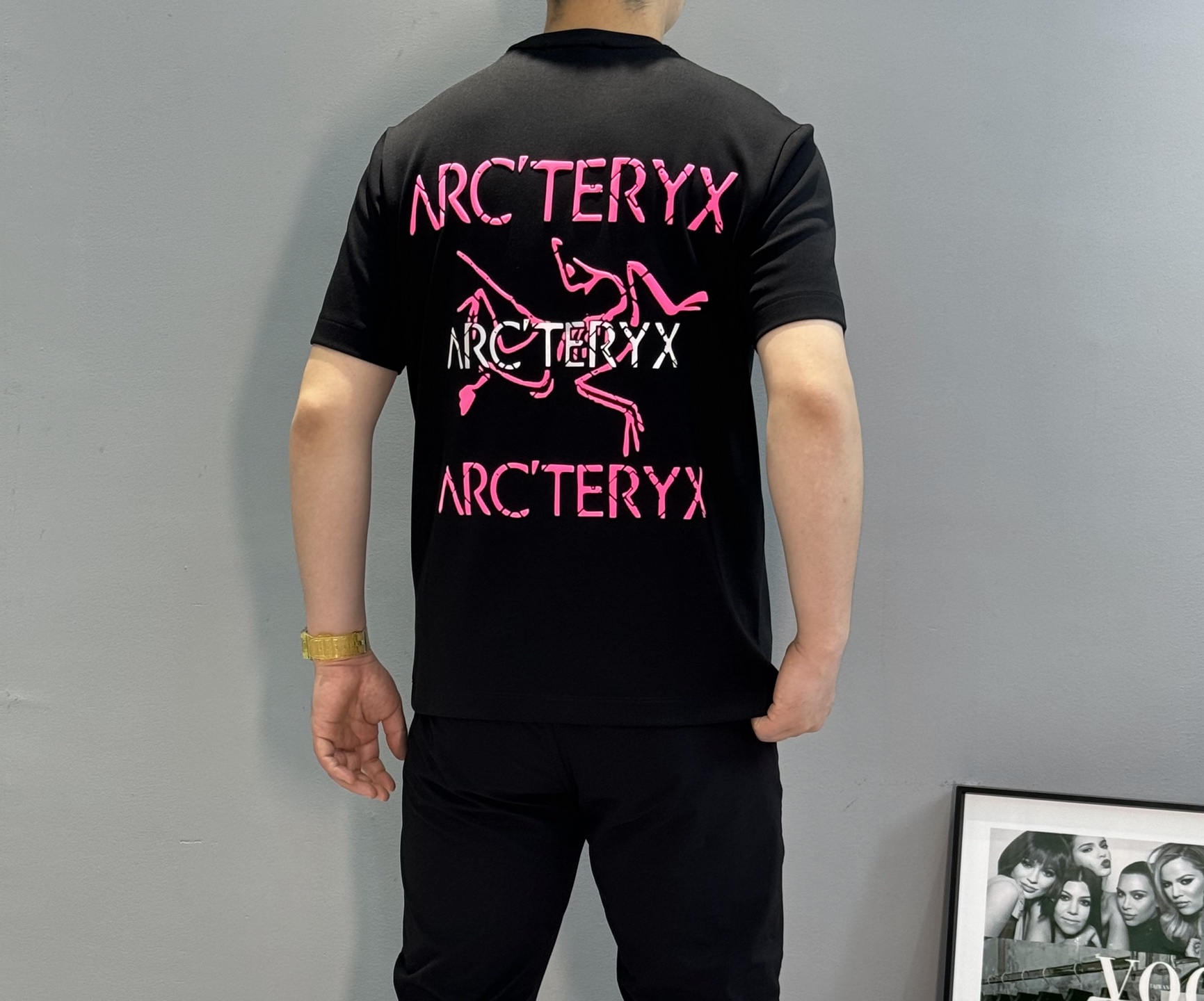 ARC'TERY*始祖-鸟25s新款莫代尔T恤.优选280g莫代尔棉质面料，柔软舒适.裁剪工艺到位没有任