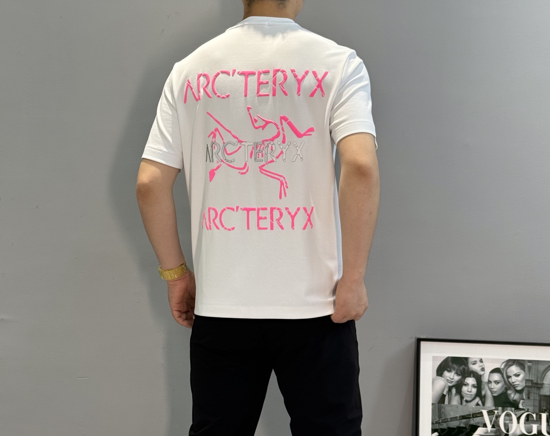 ARC'TERY*始祖-鸟25s新款莫代尔T恤.优选280g莫代尔棉质面料，柔软舒适.裁剪工艺到位没有任