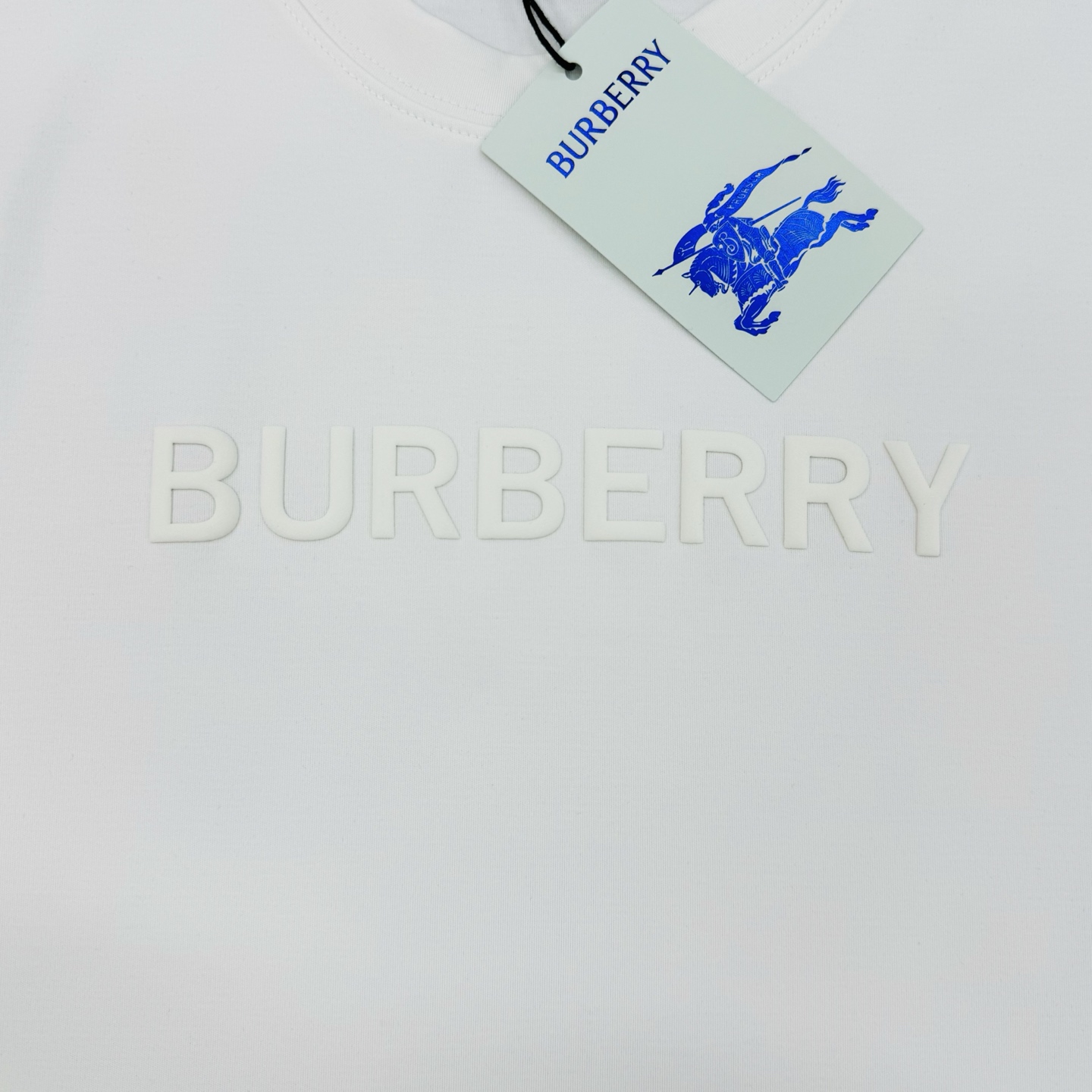 好看好穿的永恒经典系列！BBR巴宝莉*25s新品莫代尔T恤.基础款字母T恤.轻奢款推荐！优选300g莫代