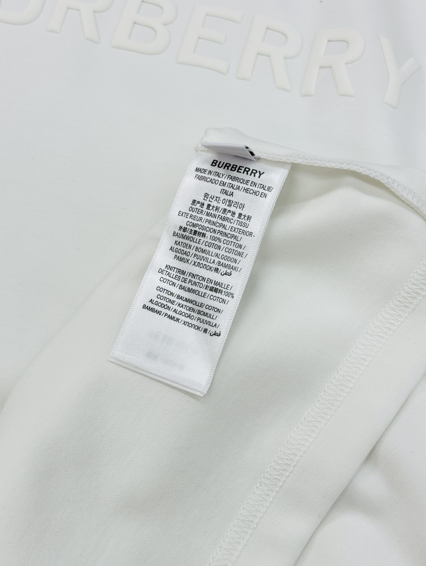 好看好穿的永恒经典系列！BBR巴宝莉*25s新品莫代尔T恤.基础款字母T恤.轻奢款推荐！优选300g莫代