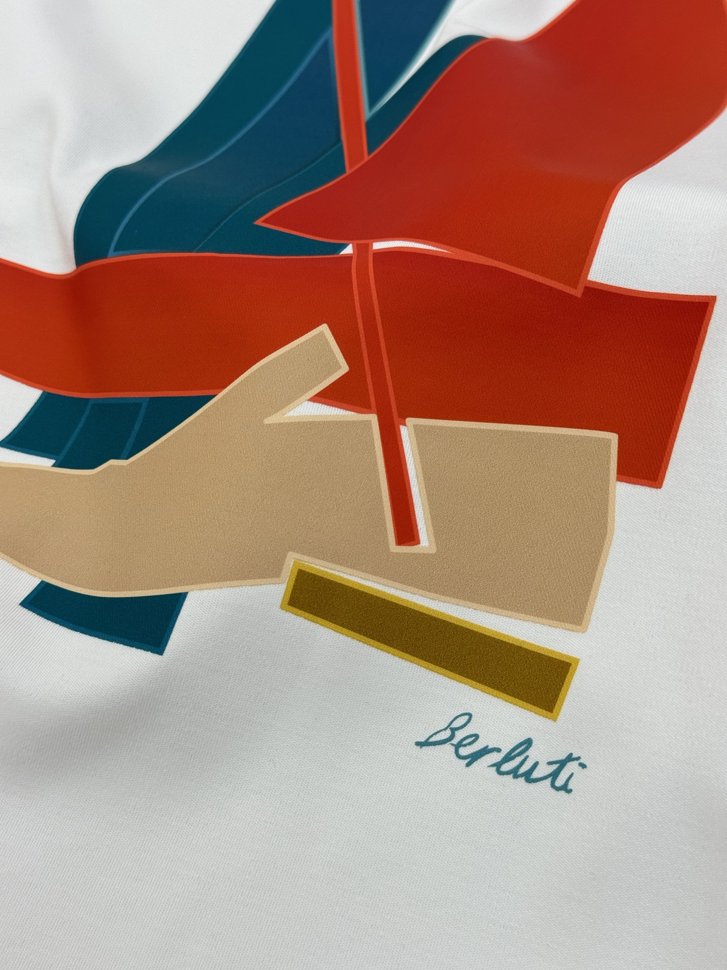 Berluti25s新款莫代尔T恤.胸口经典帆船图形3D立体烫画！色彩搭配低调奢华.高温定型压花.干净清