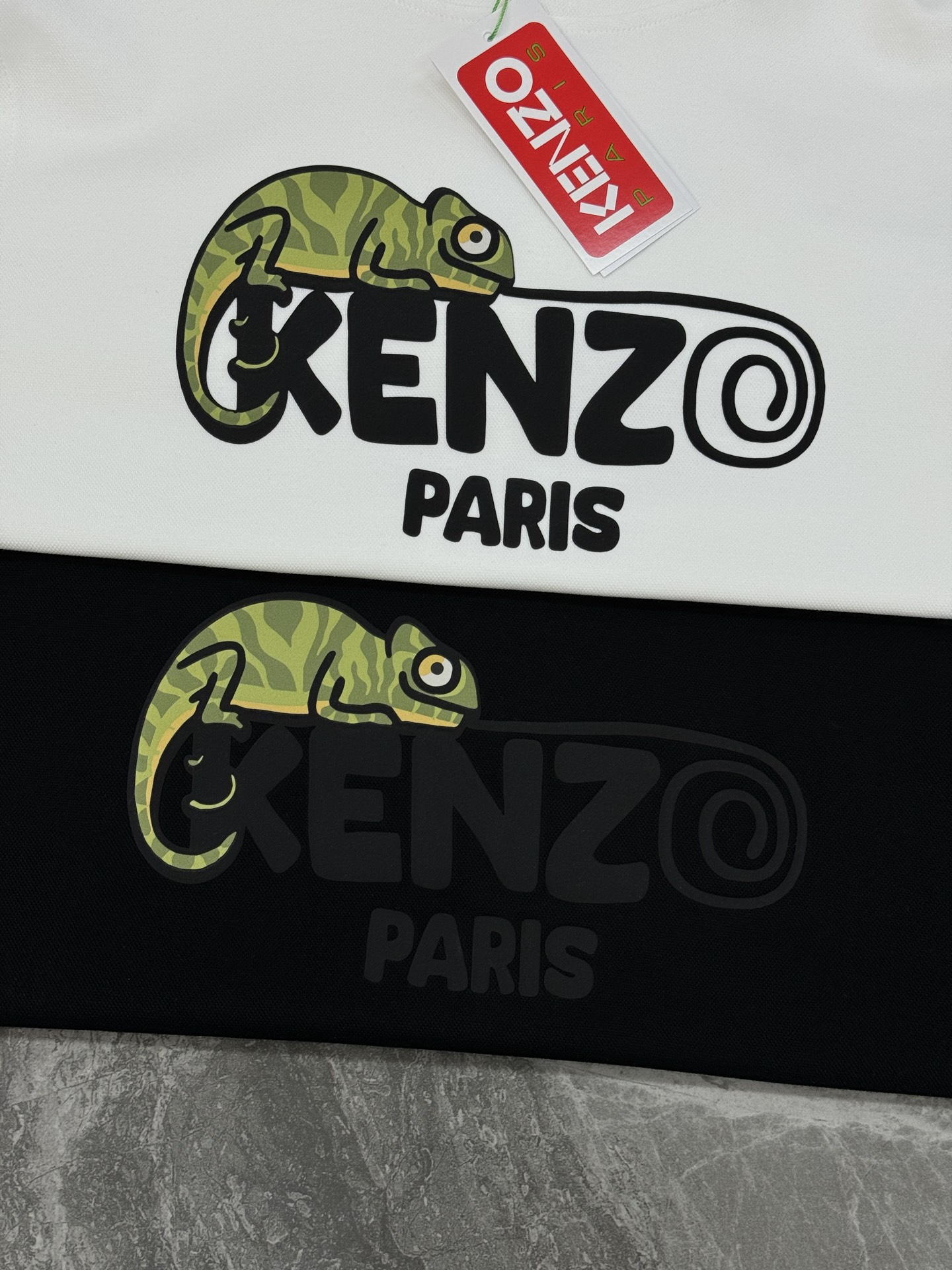 KENZ*高田*三新款连帽卫衣.男女同款～传承经典著作改良后的新品更加的具有立体感官，胸前字母logo蜥