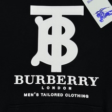 BBR*burberr*巴宝莉新款连帽卫衣.宽松版型男女同款!经典TB造型.搭配巴宝莉字母设计.立体烫画 BBR*burberr*巴宝莉新款连帽卫衣.宽松版型男女同款!经典TB造型.搭配巴宝莉字母设计.立体烫画