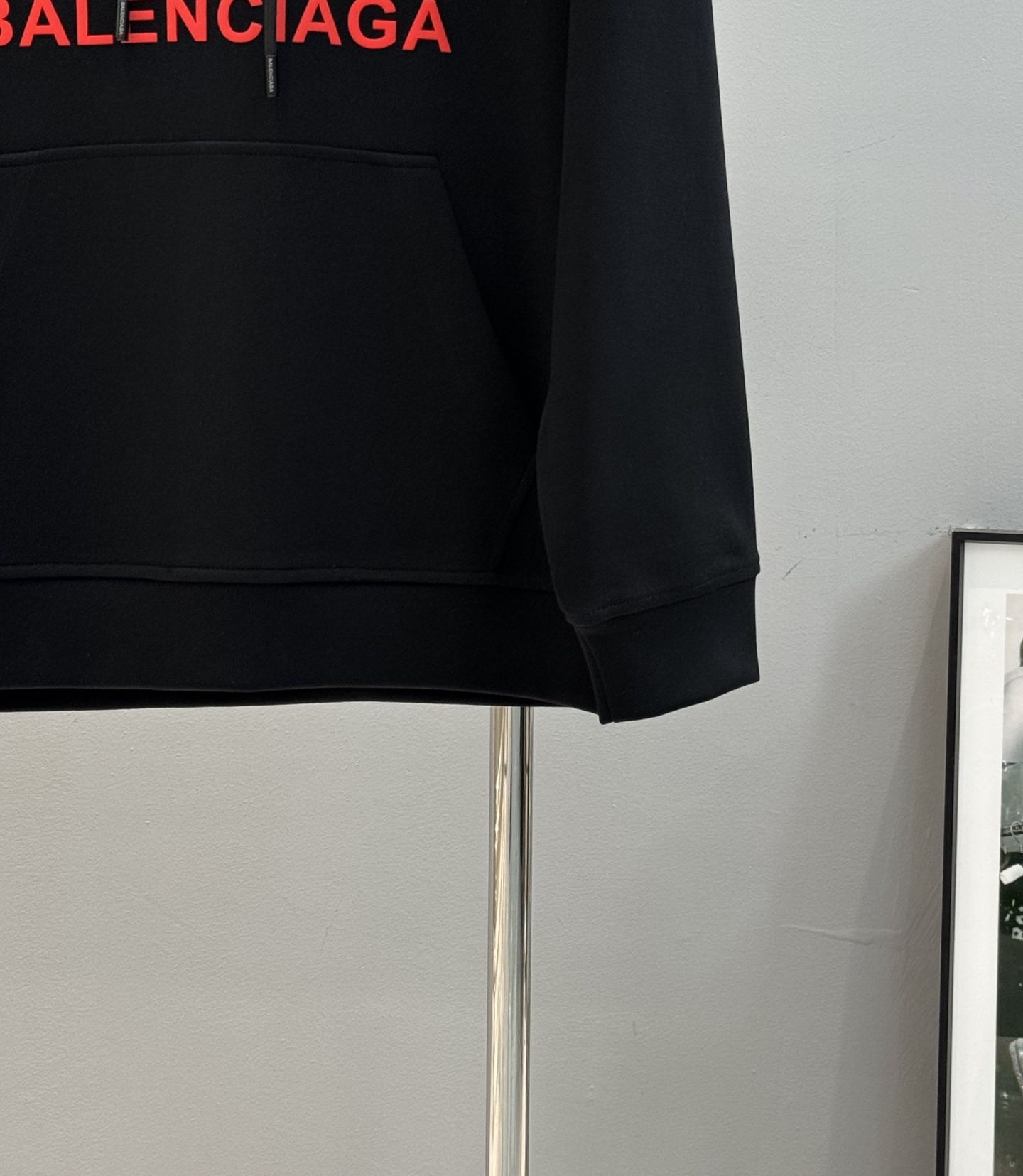 BALENCIAG*巴黎世家新款连帽卫衣.男女同款推荐！优选380g天丝棉面料，柔软舒适.透气吸汗.上身
