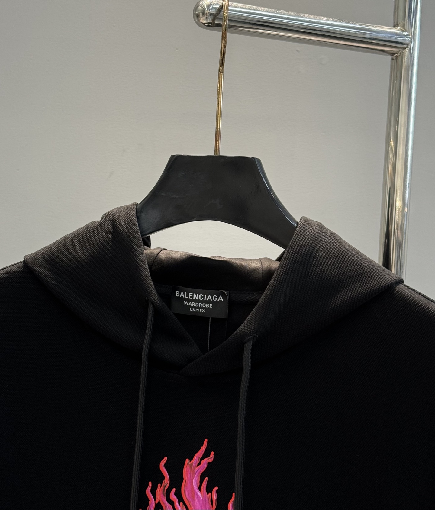BALENCIAG*巴黎世家新款连帽卫衣.男女同款推荐！优选380g天丝棉面料，柔软舒适.透气吸汗.上身