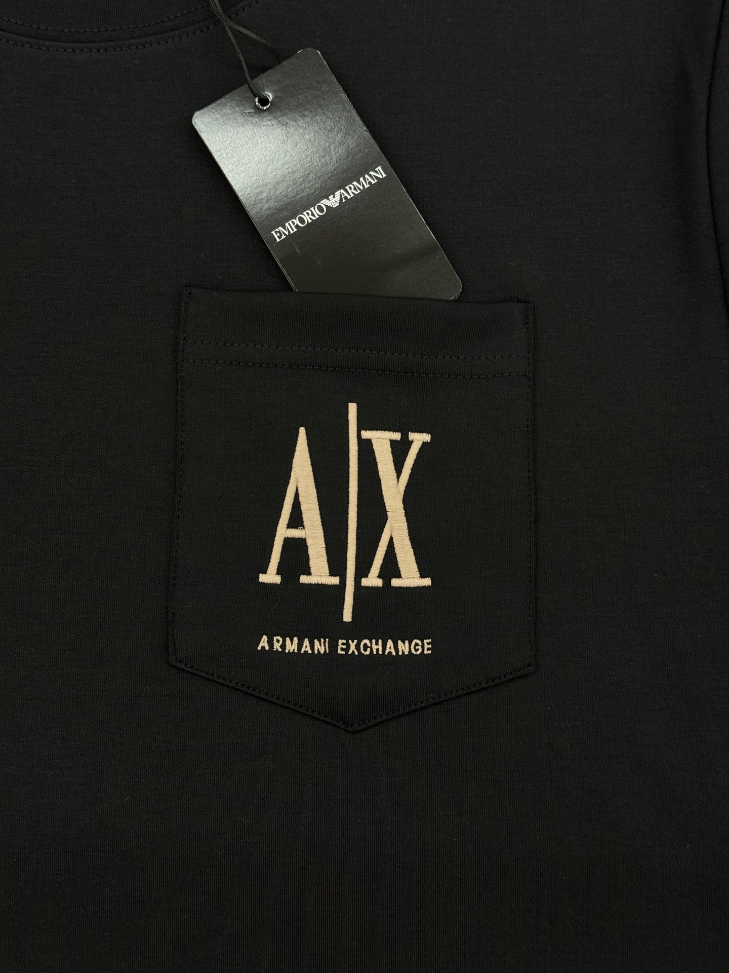 ARMAN*阿玛尼新品男士圆领短袖.莫代尔加厚款！搭载烫画Ax-LOGO.口袋设计.3D立体金色绣花.品