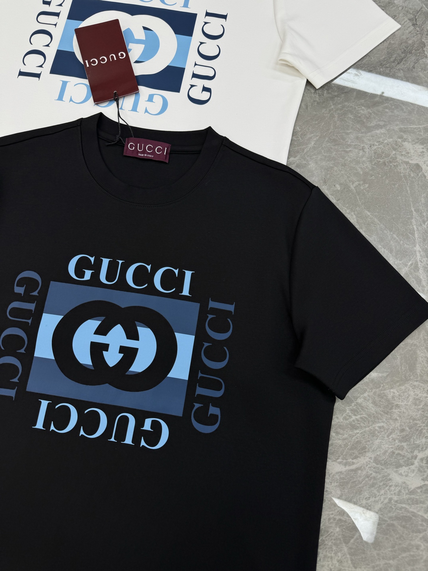 GUCC*古-齐新品莫代尔T恤.非常趣味的即视感！！！胸前经典多彩徽标费时费工，双层烫画工艺.每一件都是