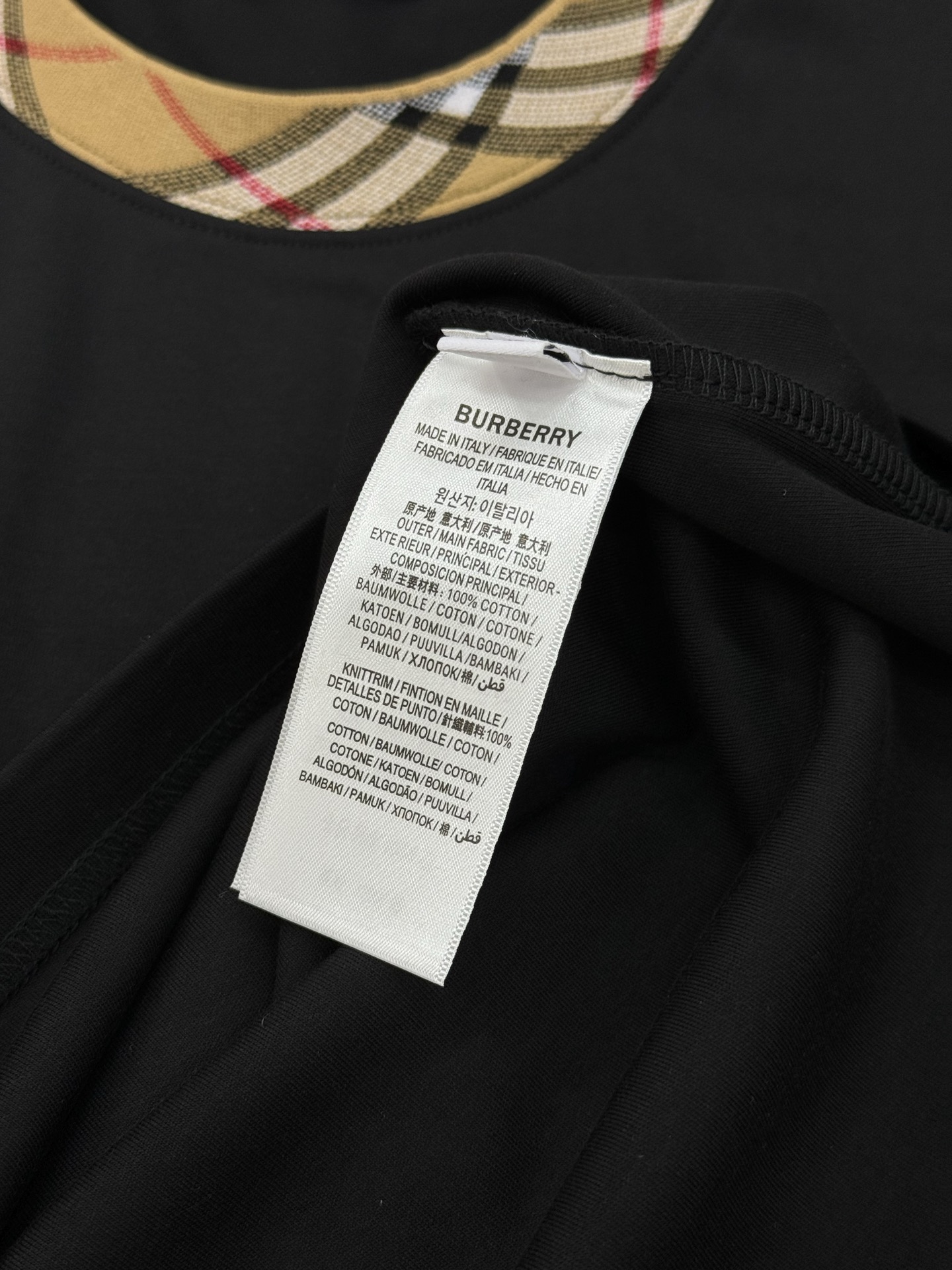 好看好穿的永恒经典系列！BBR巴宝莉*新品莫代尔T恤.领口订织B家格子设计.轻奢款推荐！优选300g莫代