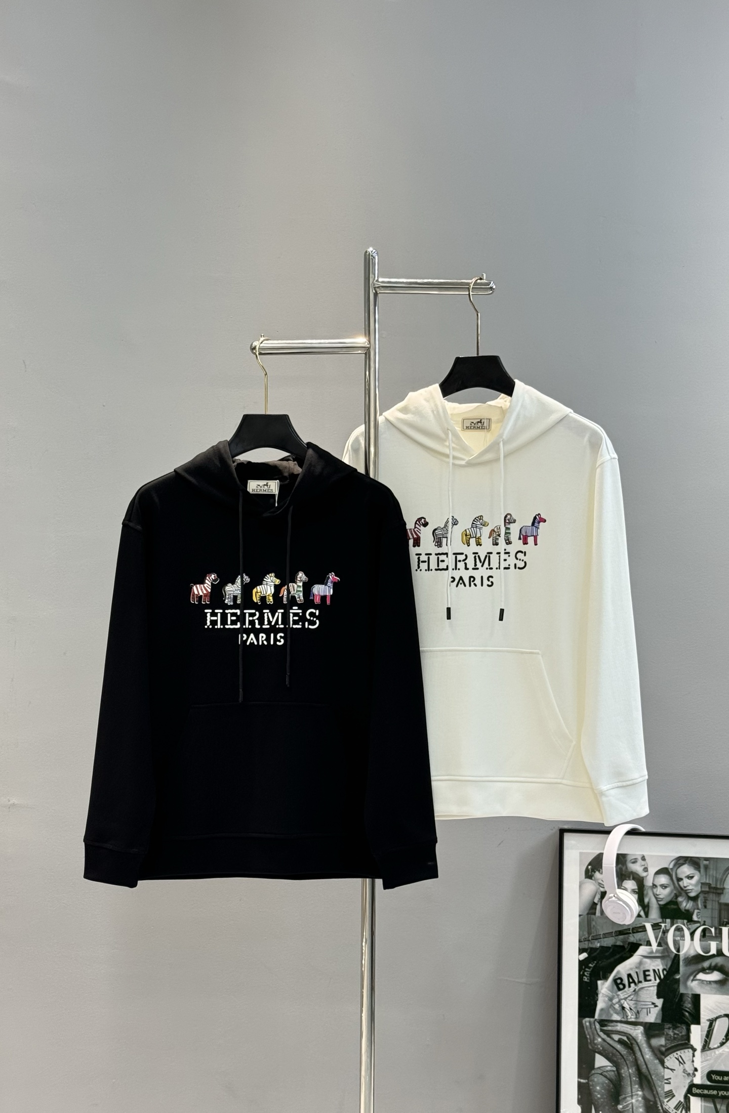 HERM*S *爱马仕新款连帽卫衣.男女同款.为全新系列注入满满活力，这款单品用心甄选380g天丝棉面料