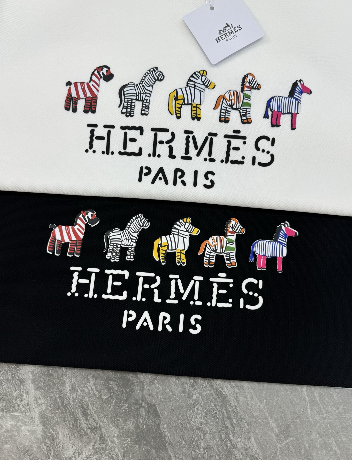 HERM*S *爱马仕新款连帽卫衣.男女同款.为全新系列注入满满活力，这款单品用心甄选380g天丝棉面料