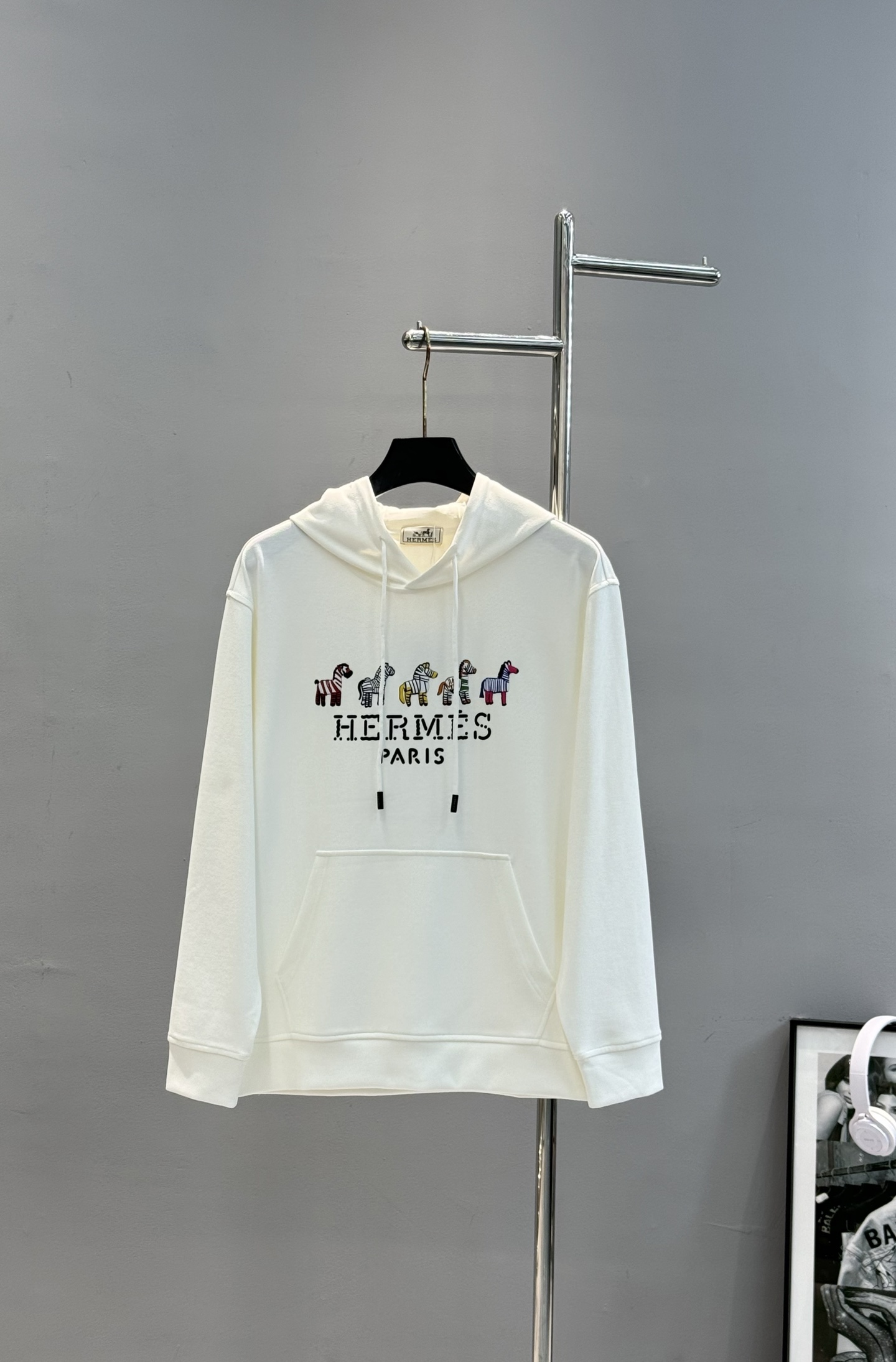 HERM*S *爱马仕新款连帽卫衣.男女同款.为全新系列注入满满活力，这款单品用心甄选380g天丝棉面料