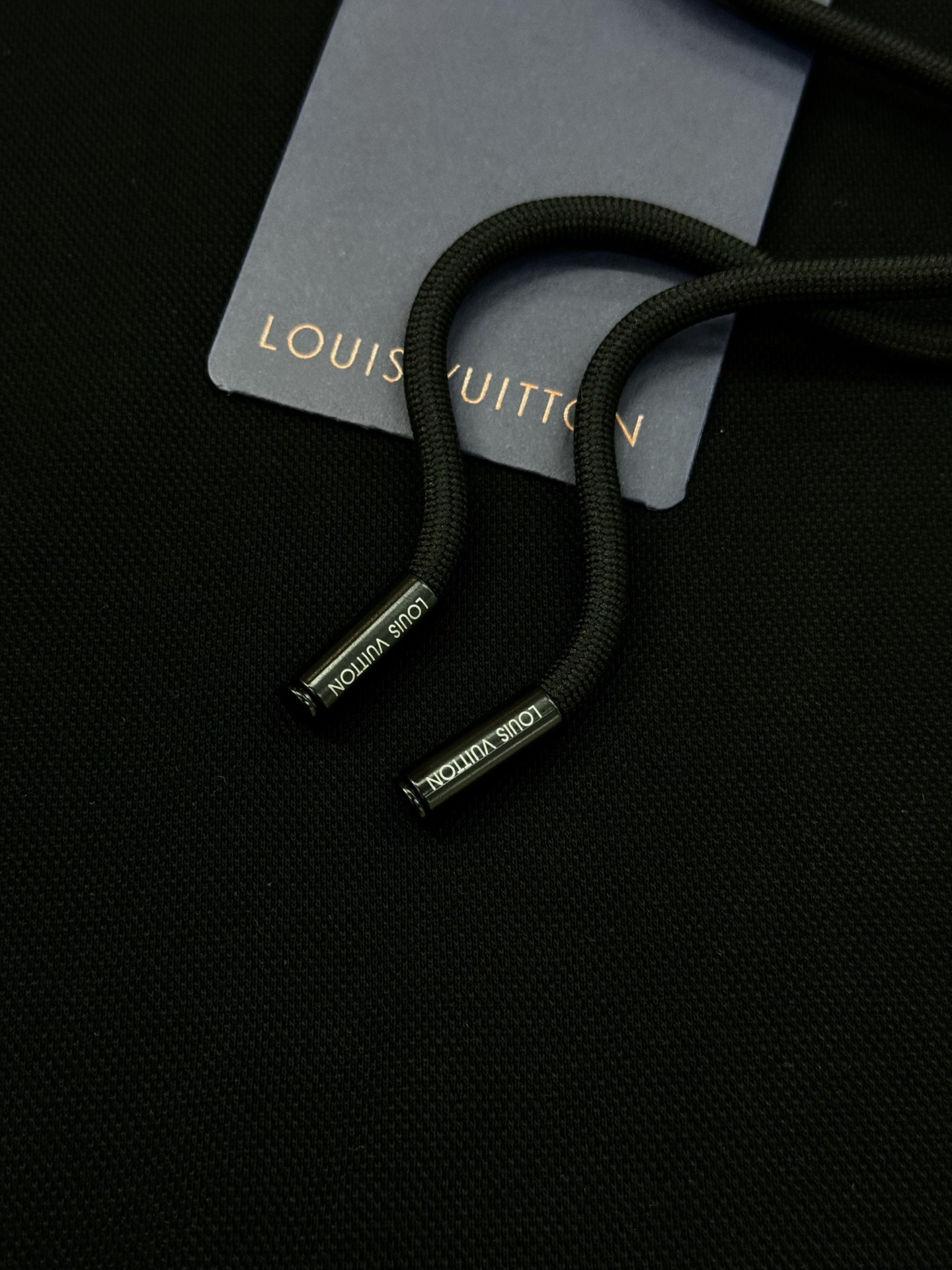 驴牌*新款连帽天丝卫衣.男女同款！品牌图形以标志性的元素做为特色，成就最火最潮的icon..甄选380g