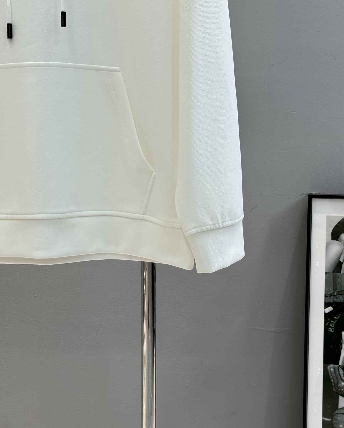 驴牌*新款连帽天丝卫衣.男女同款！品牌图形以标志性的元素做为特色，成就最火最潮的icon..甄选380g