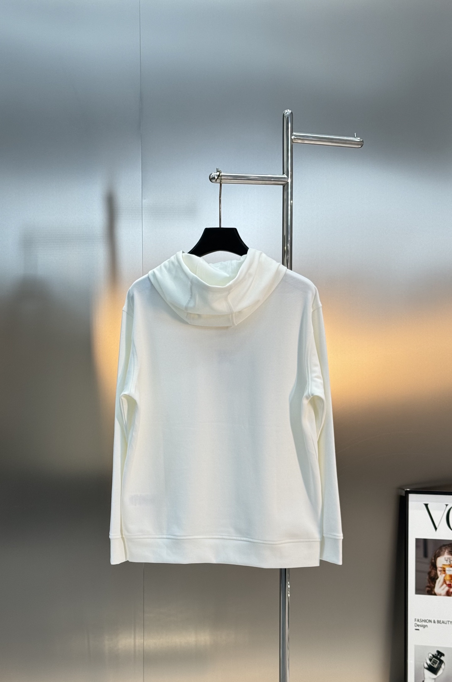 Loew*e 罗意-威新款潮牌T恤.男女同款！最新花型小熊造型设计.非常减龄！os版型不挑人，搭配3D烫