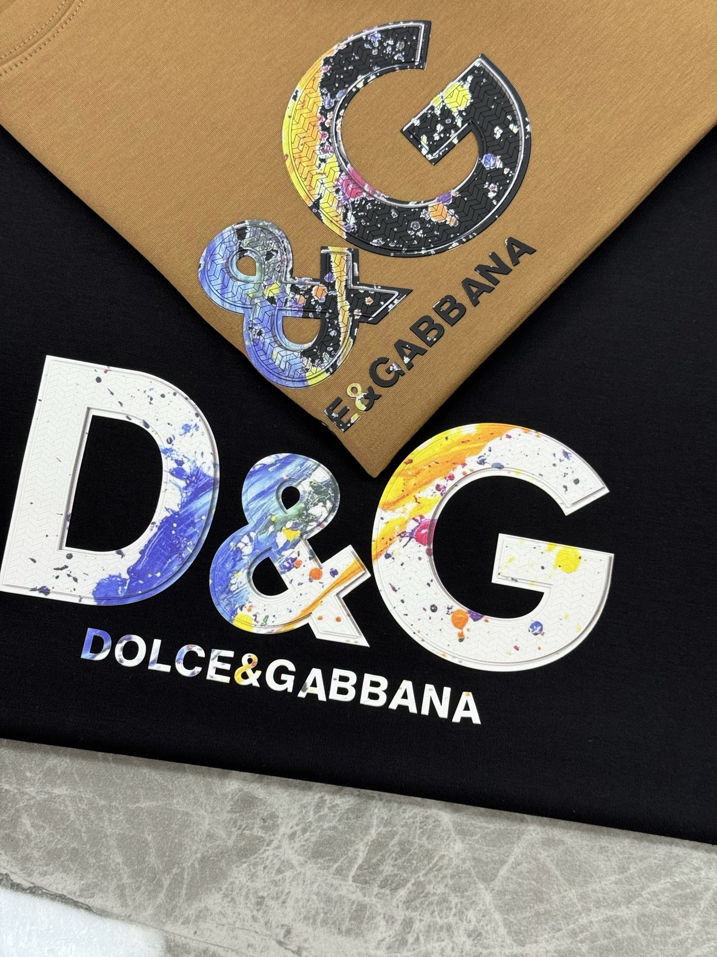 D&G*杜嘉班-纳新款莫代尔T恤.经典推荐！优选300g莫代尔棉.婴儿的触碰感觉，入手必定回购！！！面料