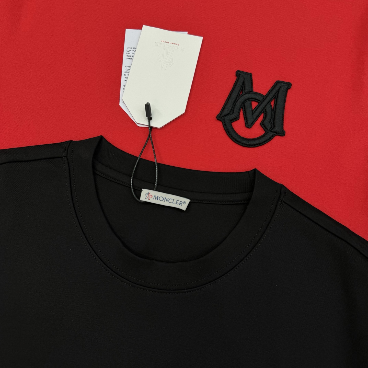 Moncle*蒙口新款莫代尔T恤.基础款推荐！胸口定制品牌图形logo绣花.立体有型.干净清爽简单大方.