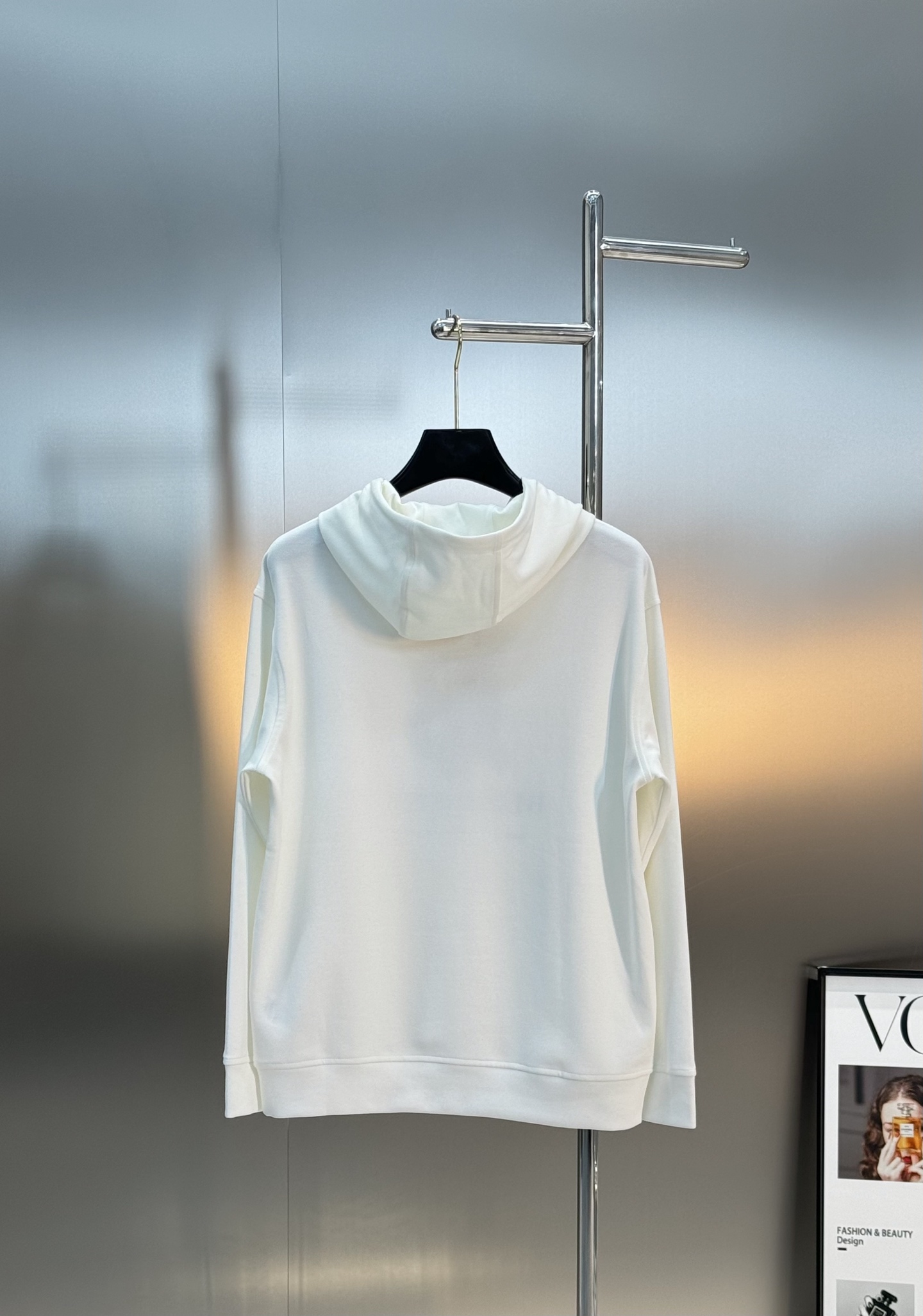 Dolce & Gabbana卡通卫衣.男女同款！这款Dolce & Gabbana卡通印花连帽卫衣，黑