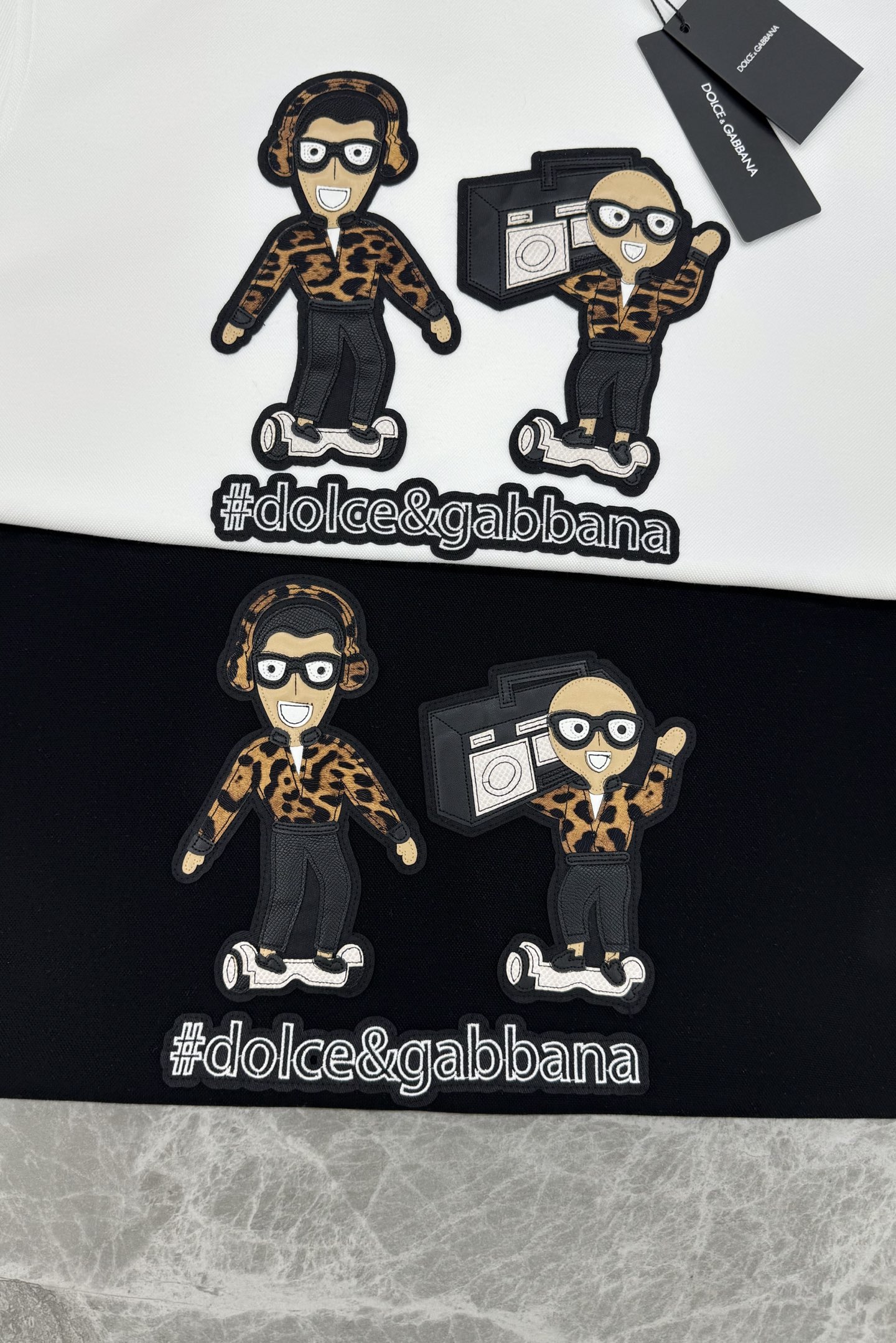 Dolce & Gabbana卡通卫衣.男女同款！这款Dolce & Gabbana卡通印花连帽卫衣，黑