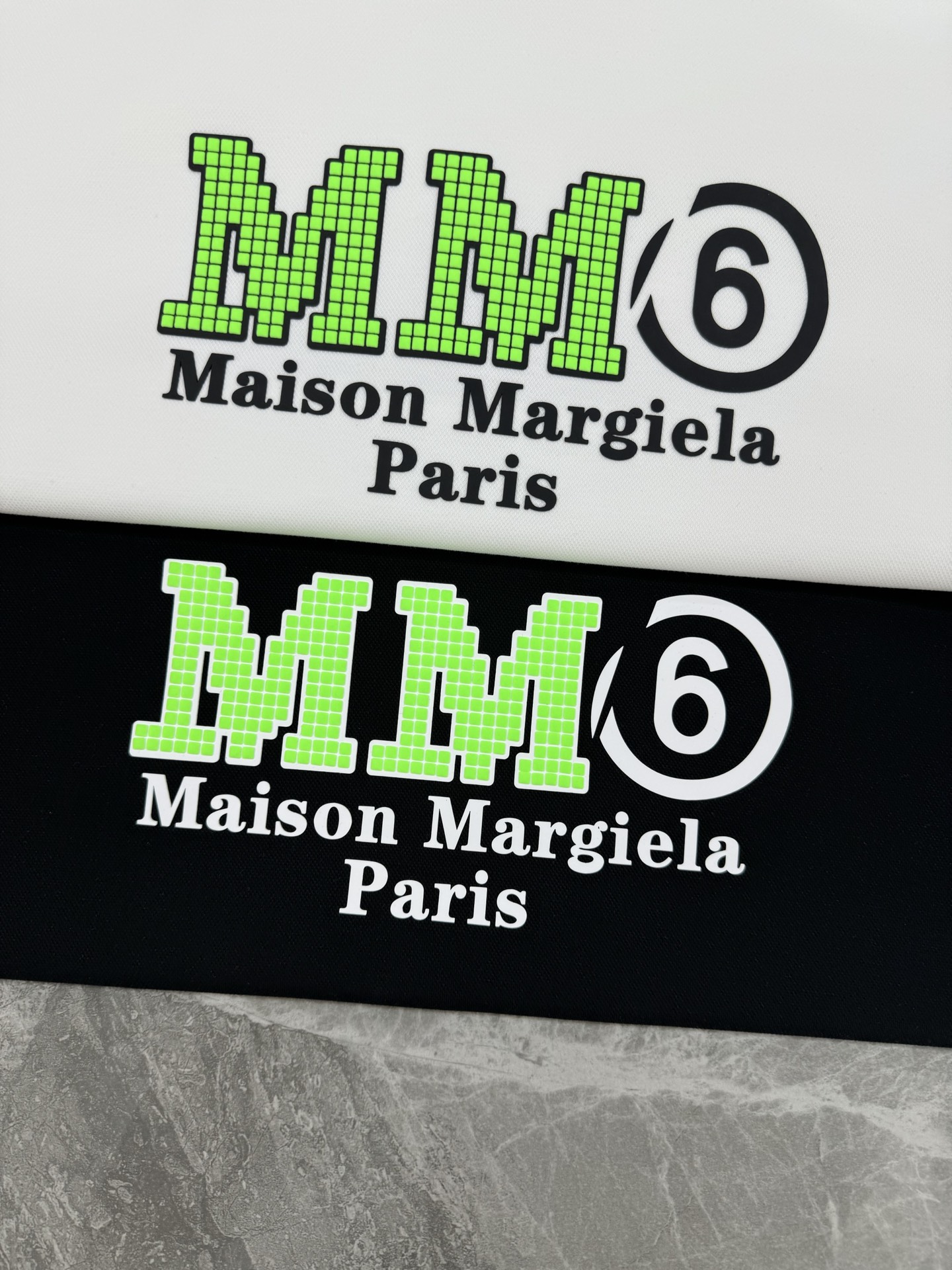 Maison Margiela新款连帽天丝卫衣.男女同款！马吉拉经典图形字母设计.特别之作！双层立体烫画