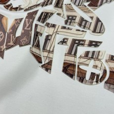 驴牌*新款莫代尔T恤.此款打底衫以基础的版型为框架.胸口采用烫画立体工艺,经典lv三花色彩搭配品牌字母. 驴牌*新款莫代尔T恤.此款打底衫以基础的版型为框架.胸口采用烫画立体工艺,经典lv三花色彩搭配品牌字母.