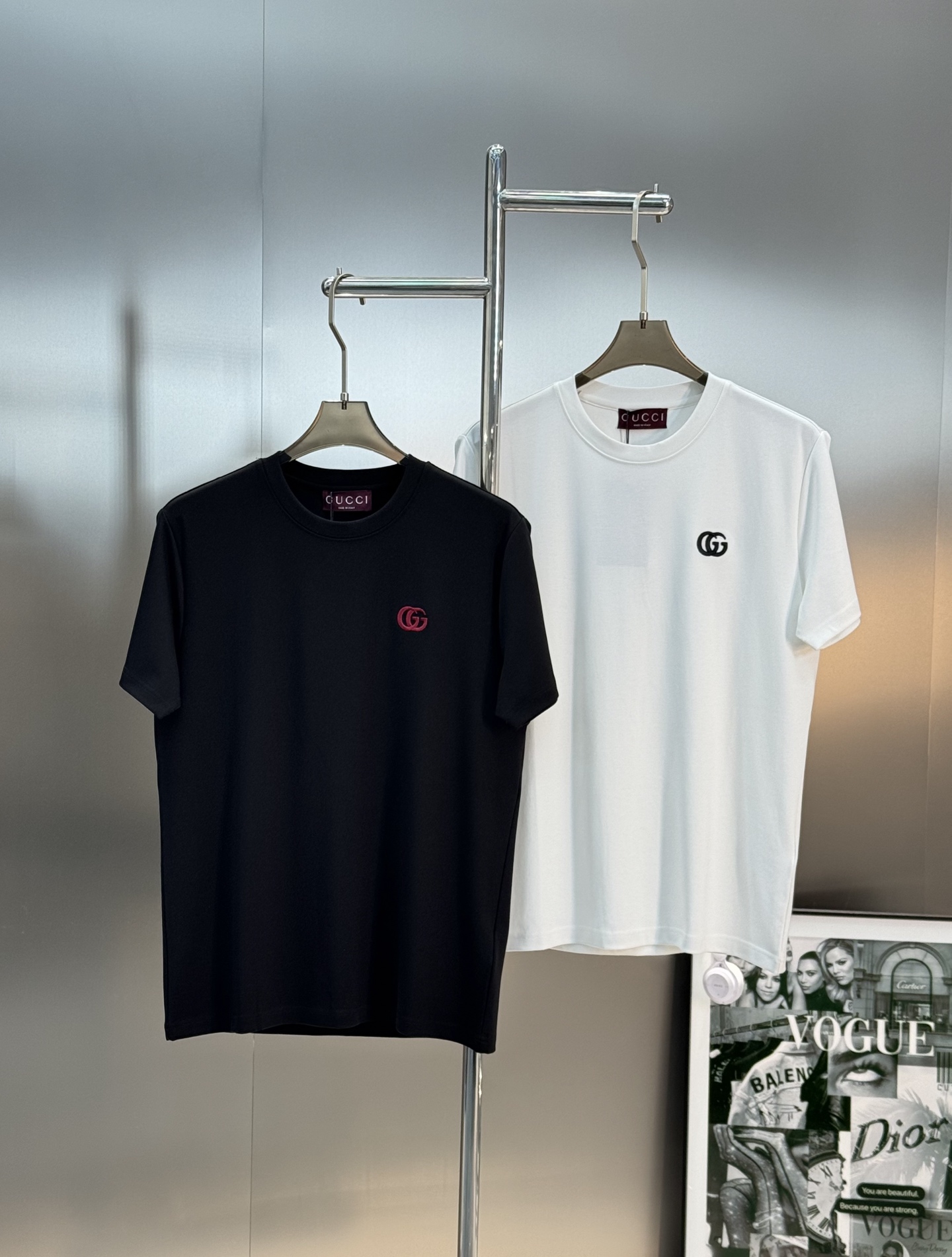Gucci古齐新品莫代尔T恤.简约基础款！极简经典GG整个造型的亮点.对于gucci的经典演绎.重工3D