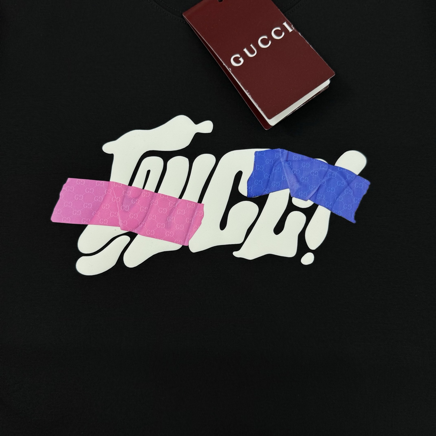 GUCC*古齐新品莫代尔T恤.非常趣味的即视感！！！胸前经典多彩徽标费时费工，双层烫画工艺.每一件都是难