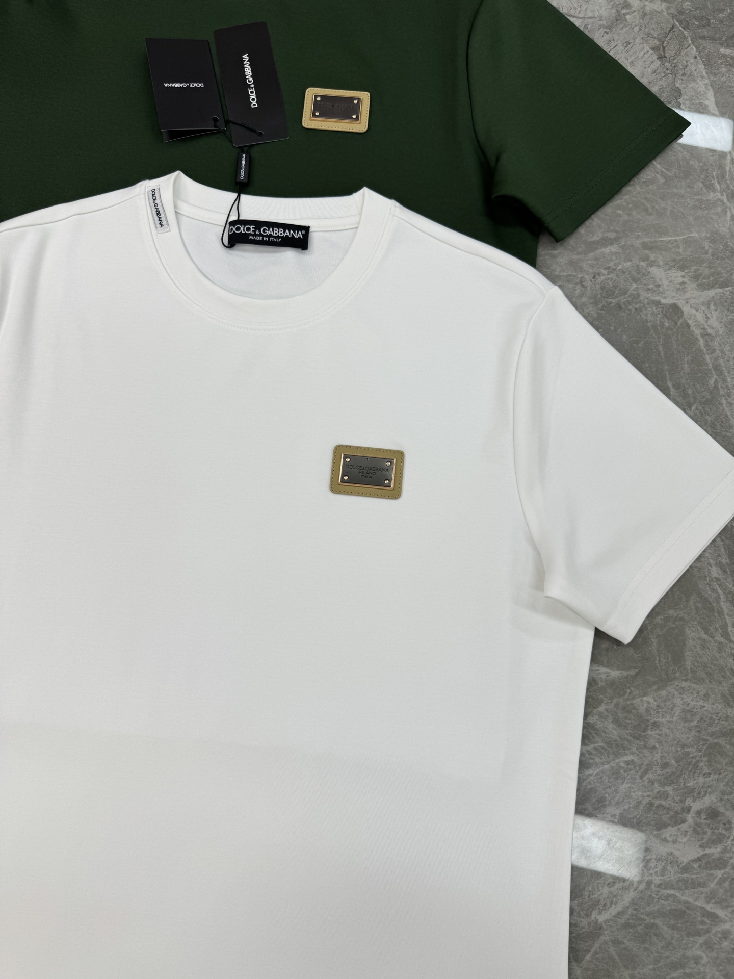 D&G*杜嘉班纳男士莫代尔圆领短袖.经典推荐！优选300g莫代尔棉.婴儿的触碰感觉，入手必定回购！！！面