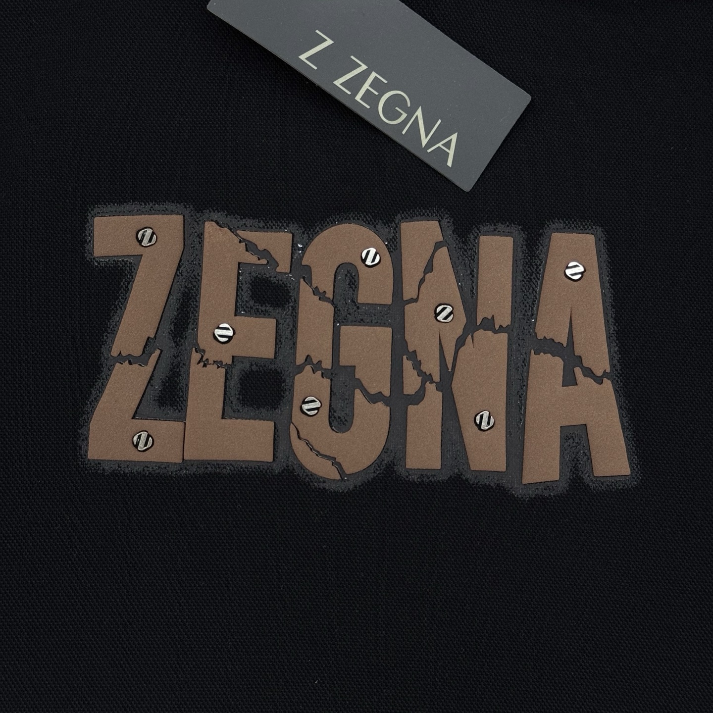 Z Zegna杰尼亚新款连帽卫衣.胸口品牌的解构风字母发泡🧼立体烫画工艺.甄选天丝面料柔软舒适.采用立体